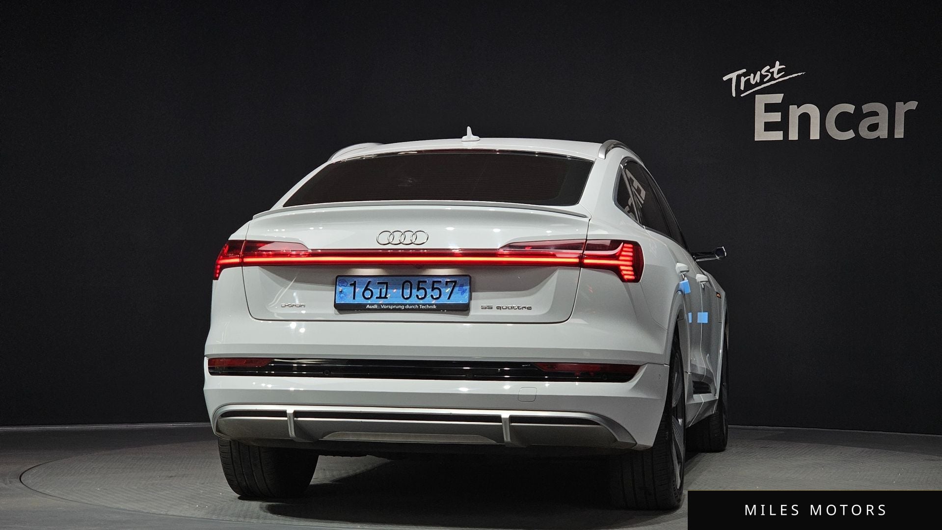 Audi e-tron 2022 — миниатюра 4