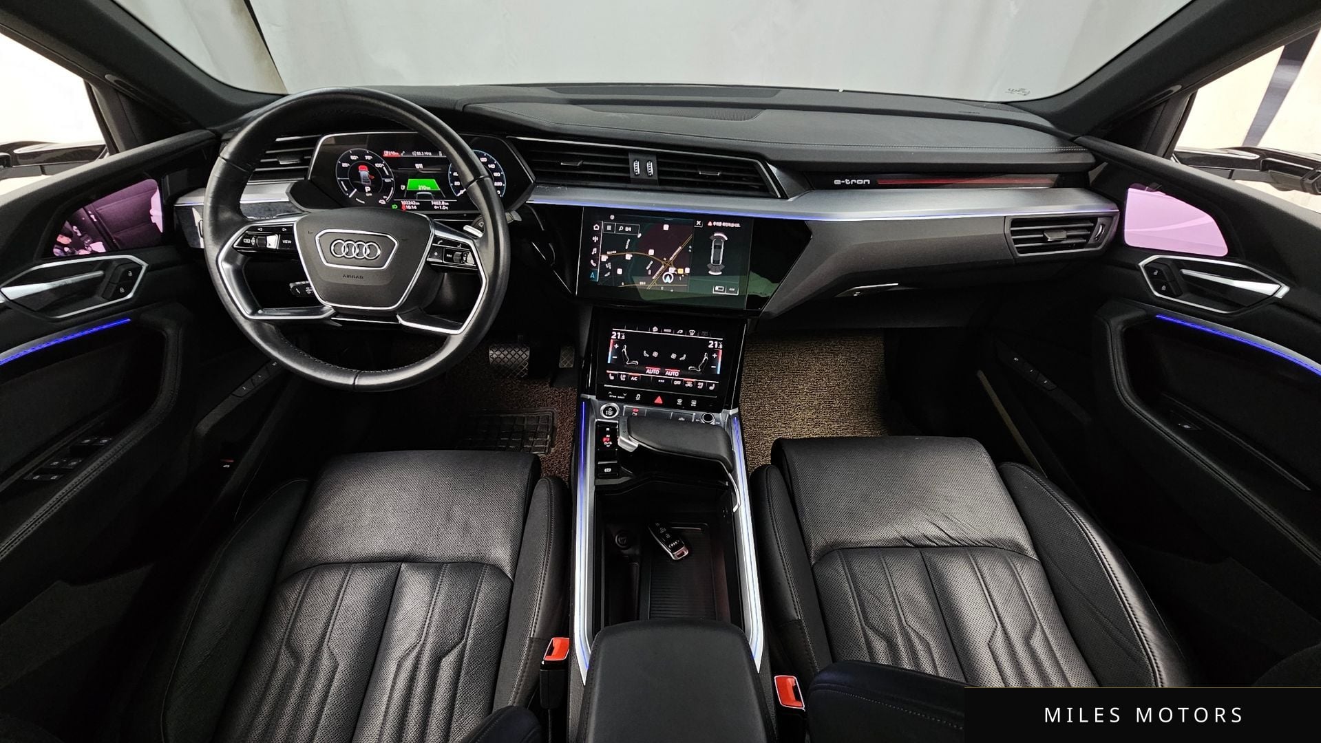Audi e-tron 2022 — миниатюра 7