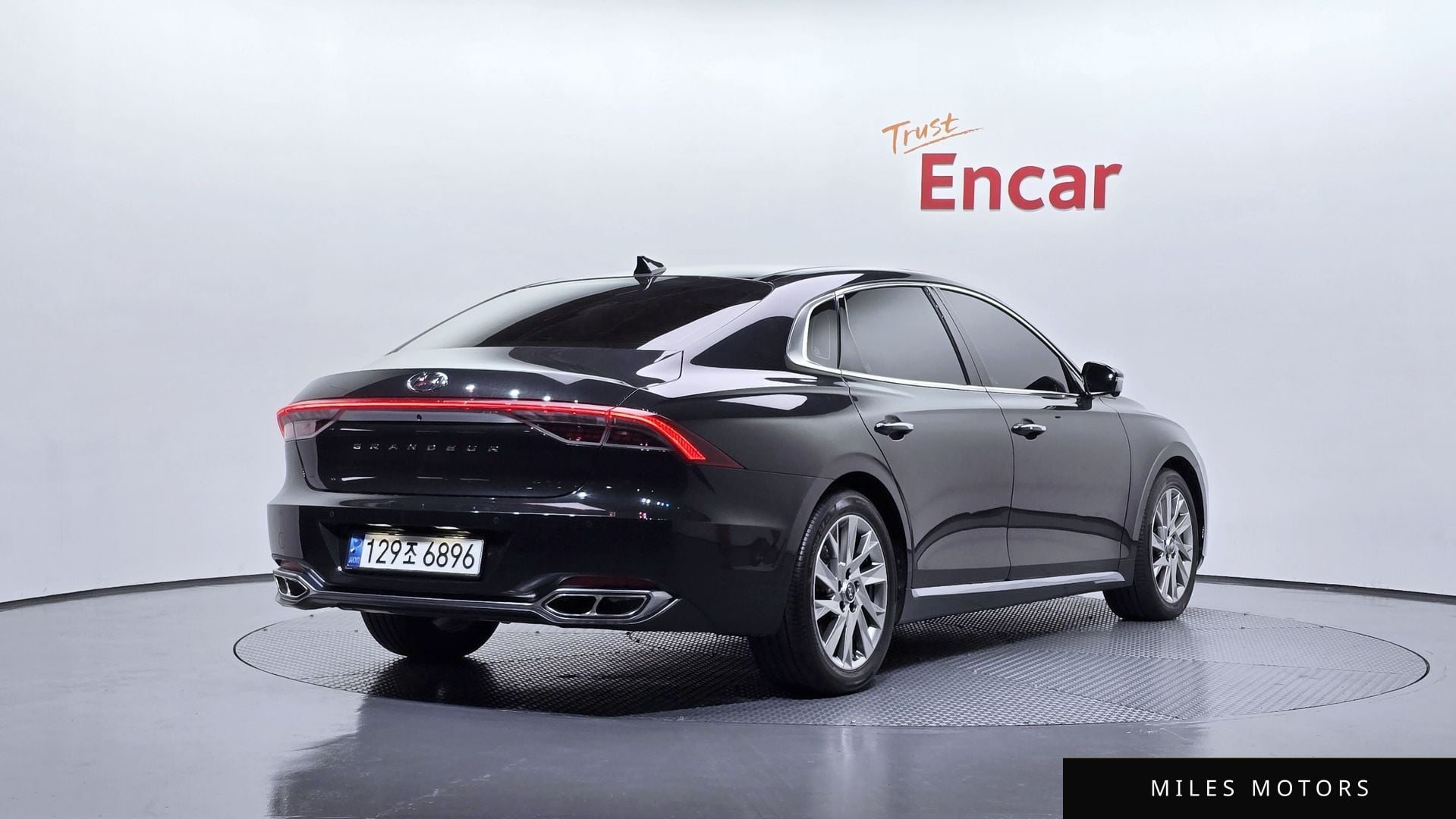 Hyundai 뉴 그랜저 IG 하이브리드 2022 — миниатюра 2