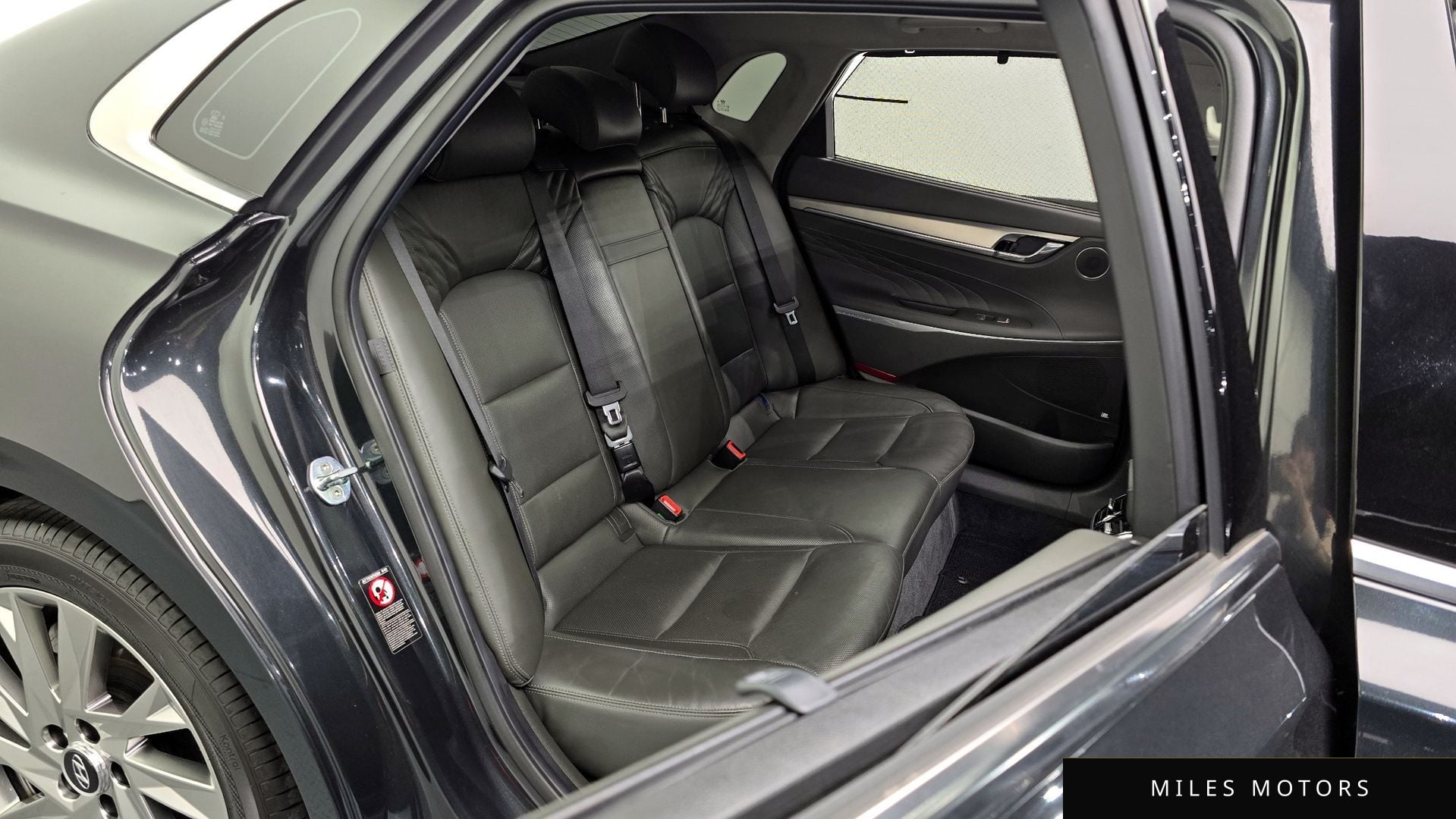 Hyundai 뉴 그랜저 IG 하이브리드 2022 — миниатюра 12