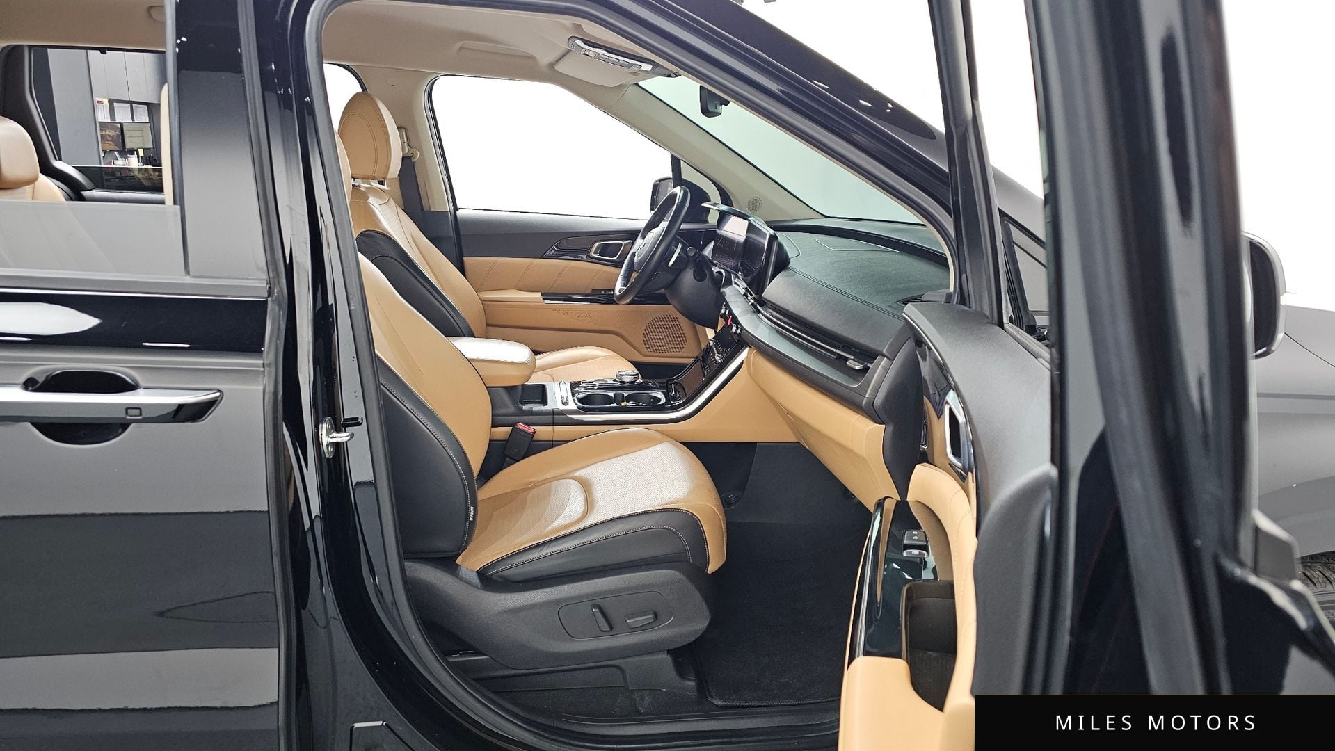 Kia Carnival 2021 — миниатюра 11