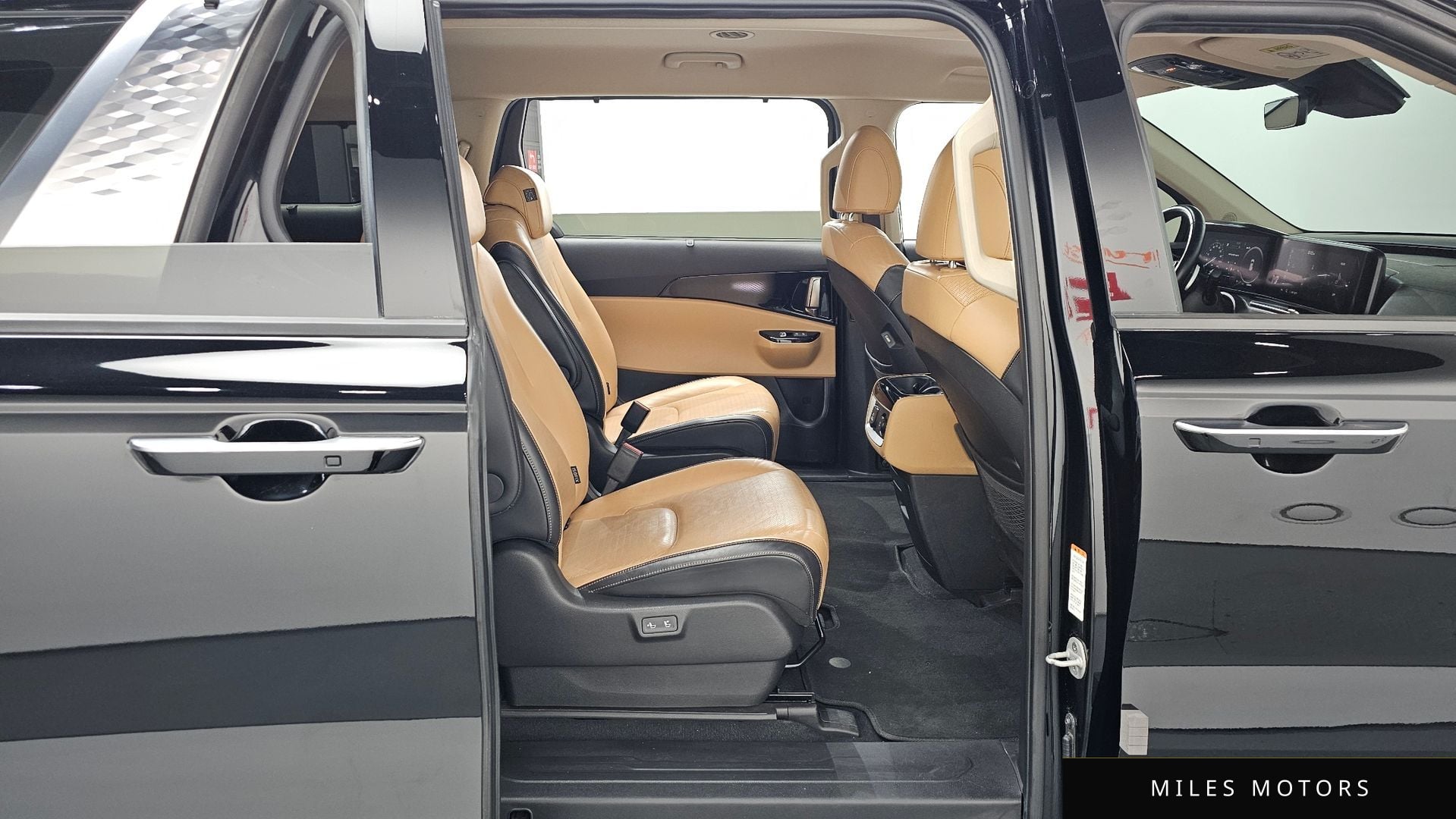 Kia Carnival 2021 — миниатюра 12