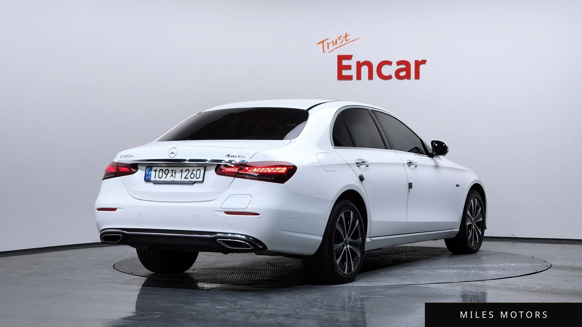 Mercedes-Benz E-Class W213 2021 — миниатюра 2