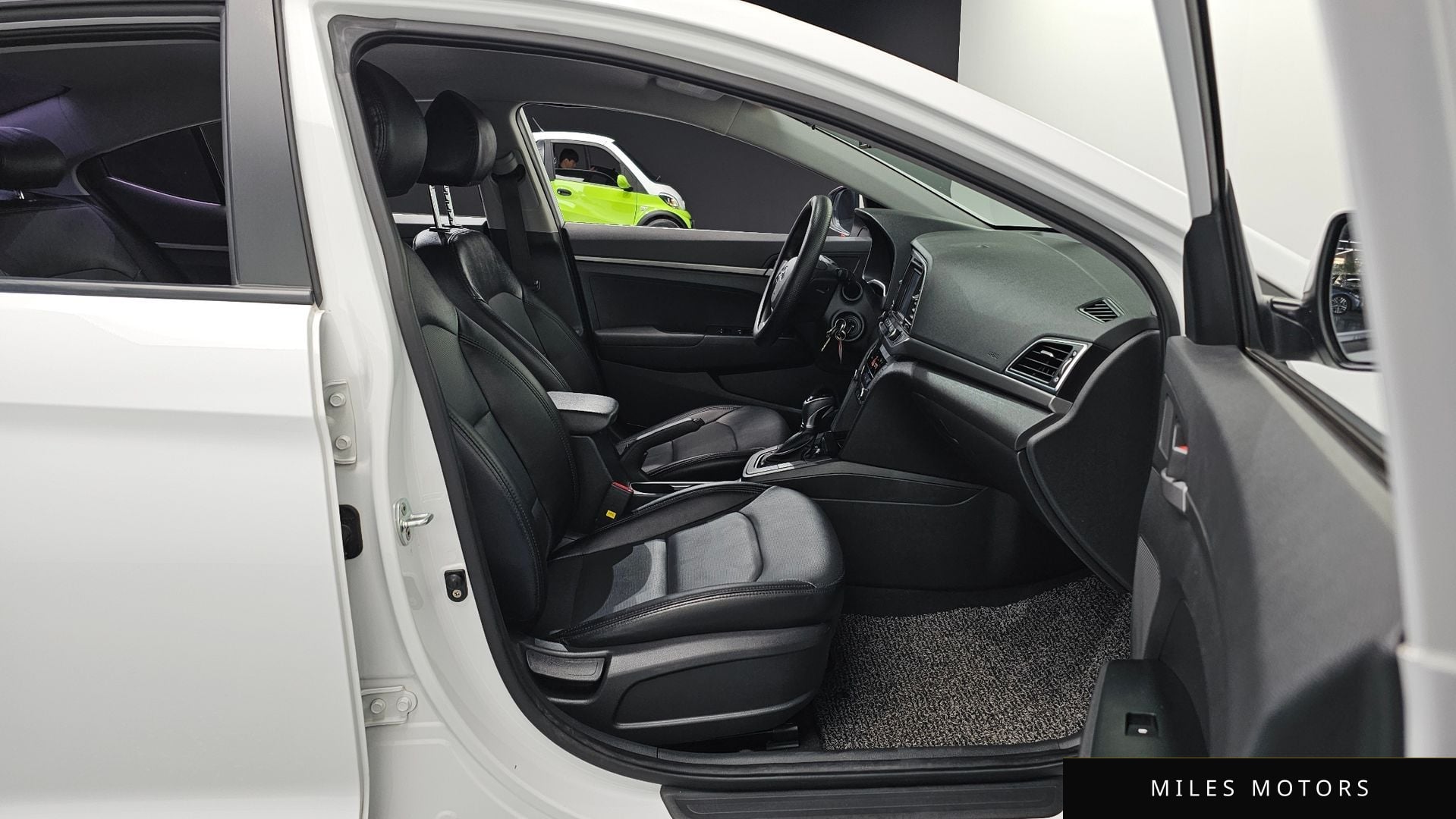 Hyundai AVANTE 2016 — миниатюра 12