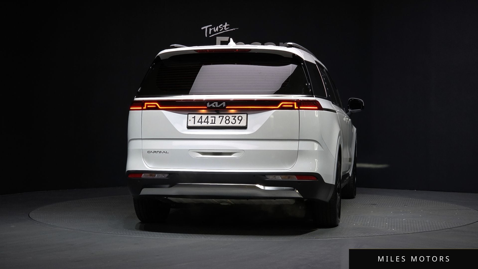 Kia Carnival 2023 — миниатюра 4
