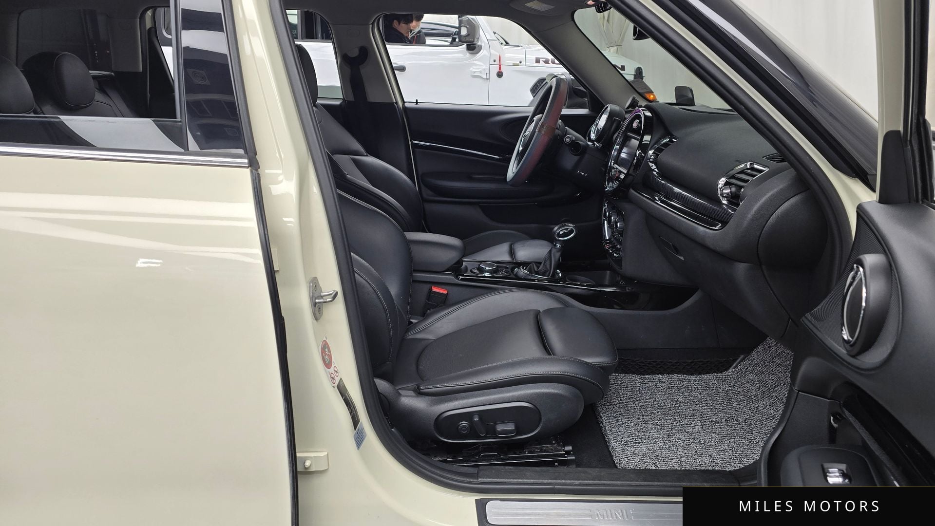 MINI Clubman 2017 — миниатюра 11