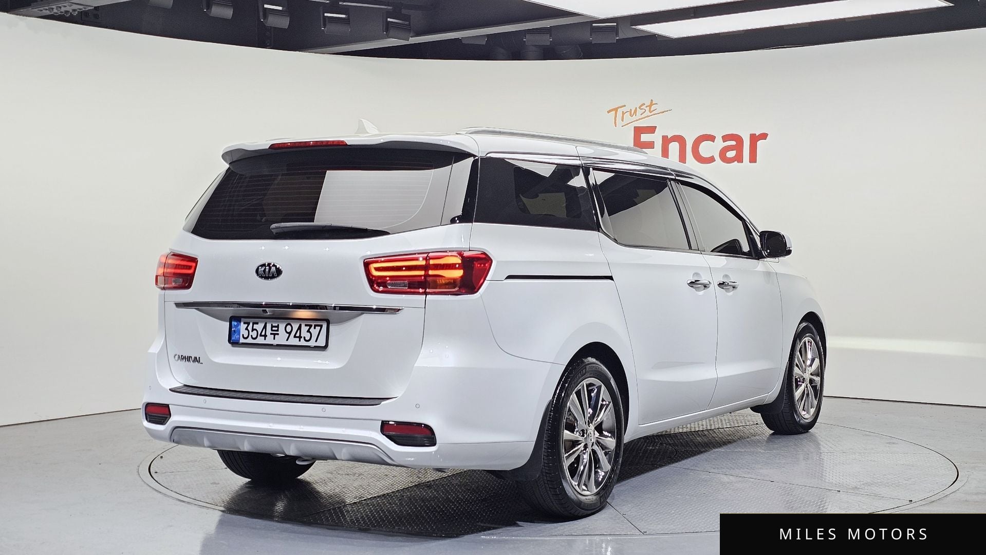 Kia Canival 2020 — миниатюра 2