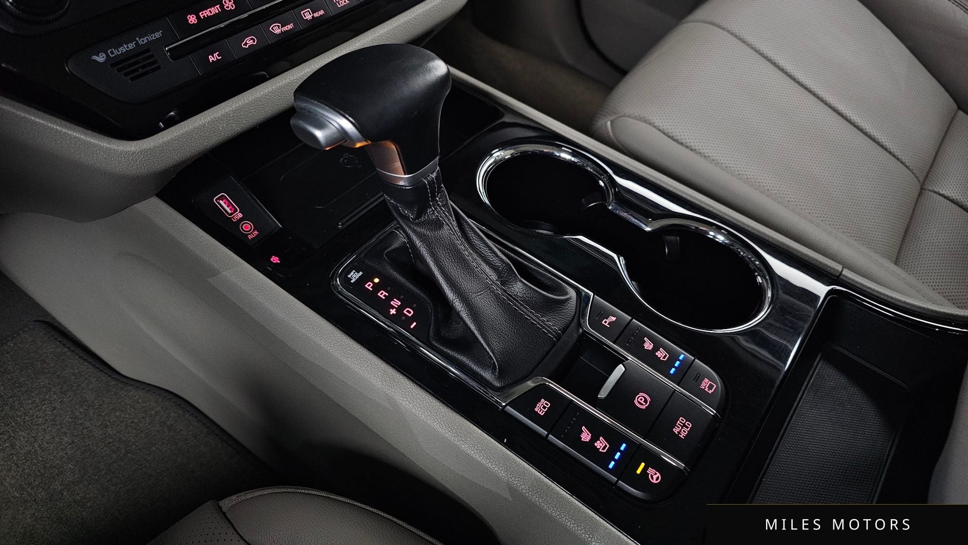 Kia Canival 2020 — миниатюра 9