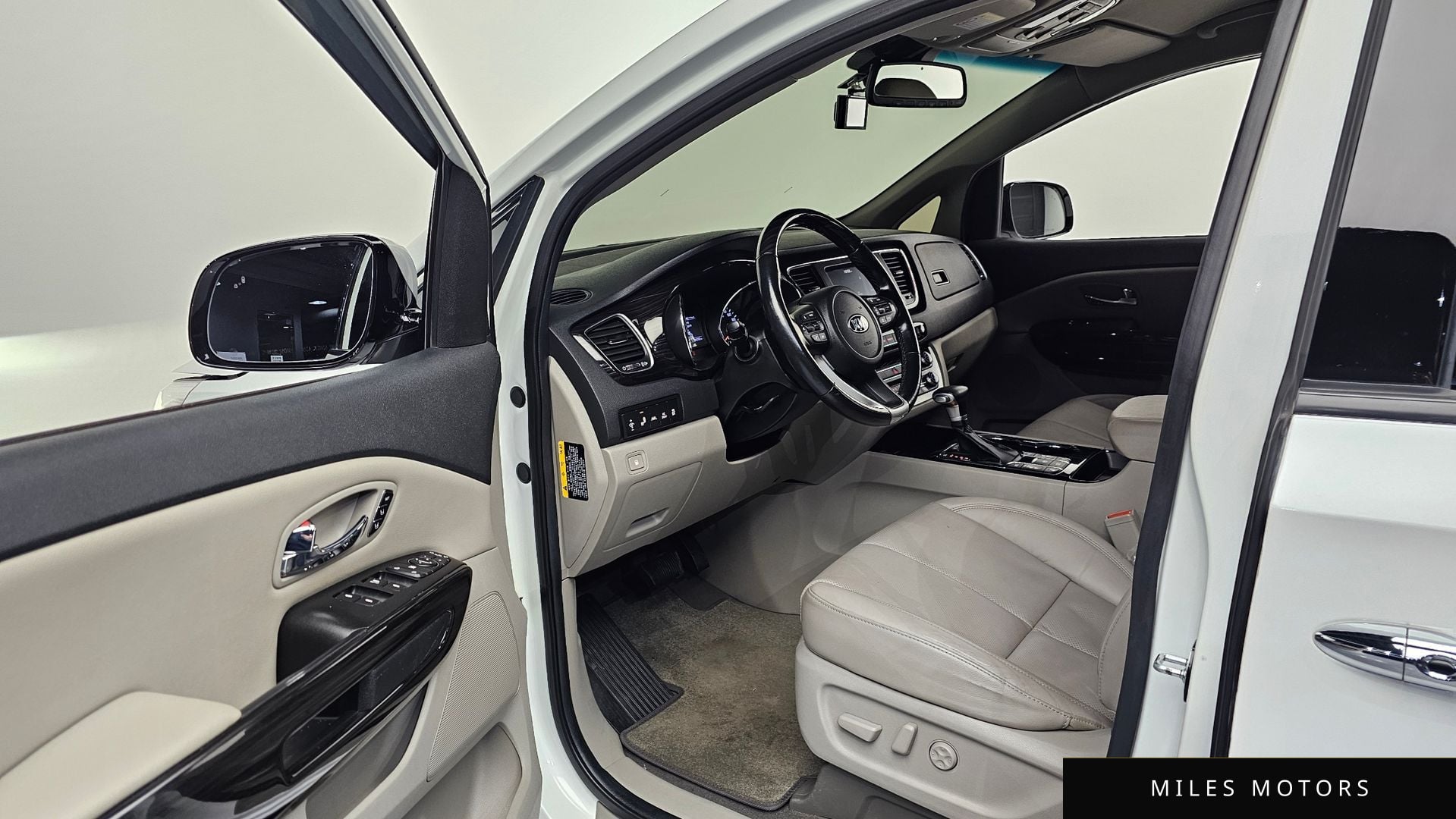 Kia Canival 2020 — миниатюра 10