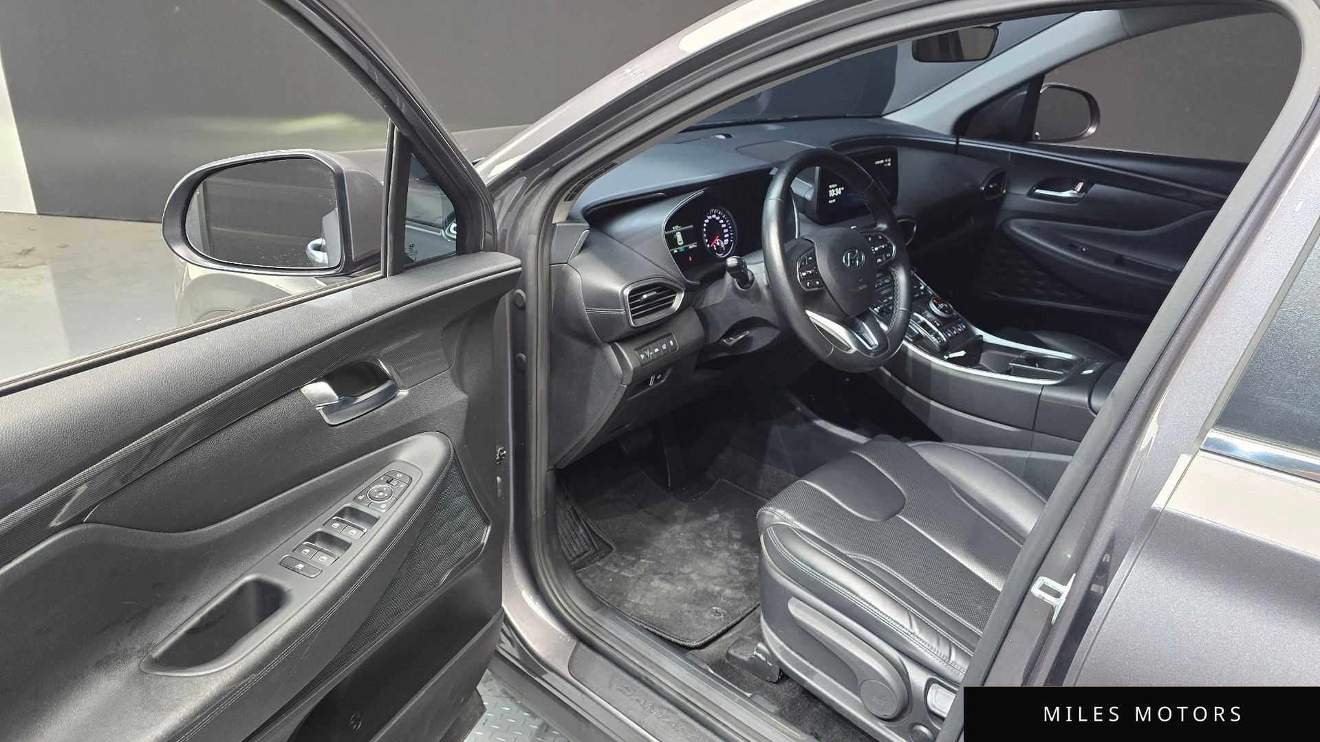 Hyundai Santafe 2022 — миниатюра 10