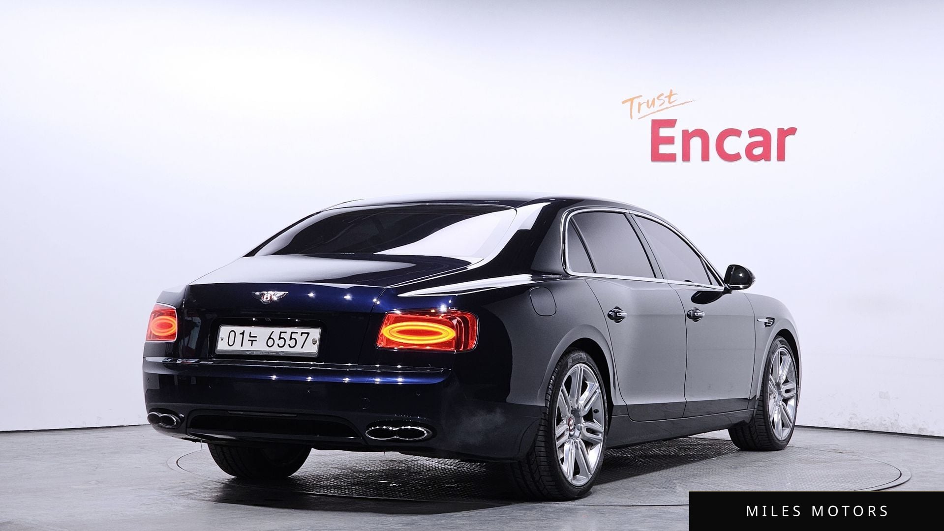 Bentley 플라잉스퍼 2018 — миниатюра 2