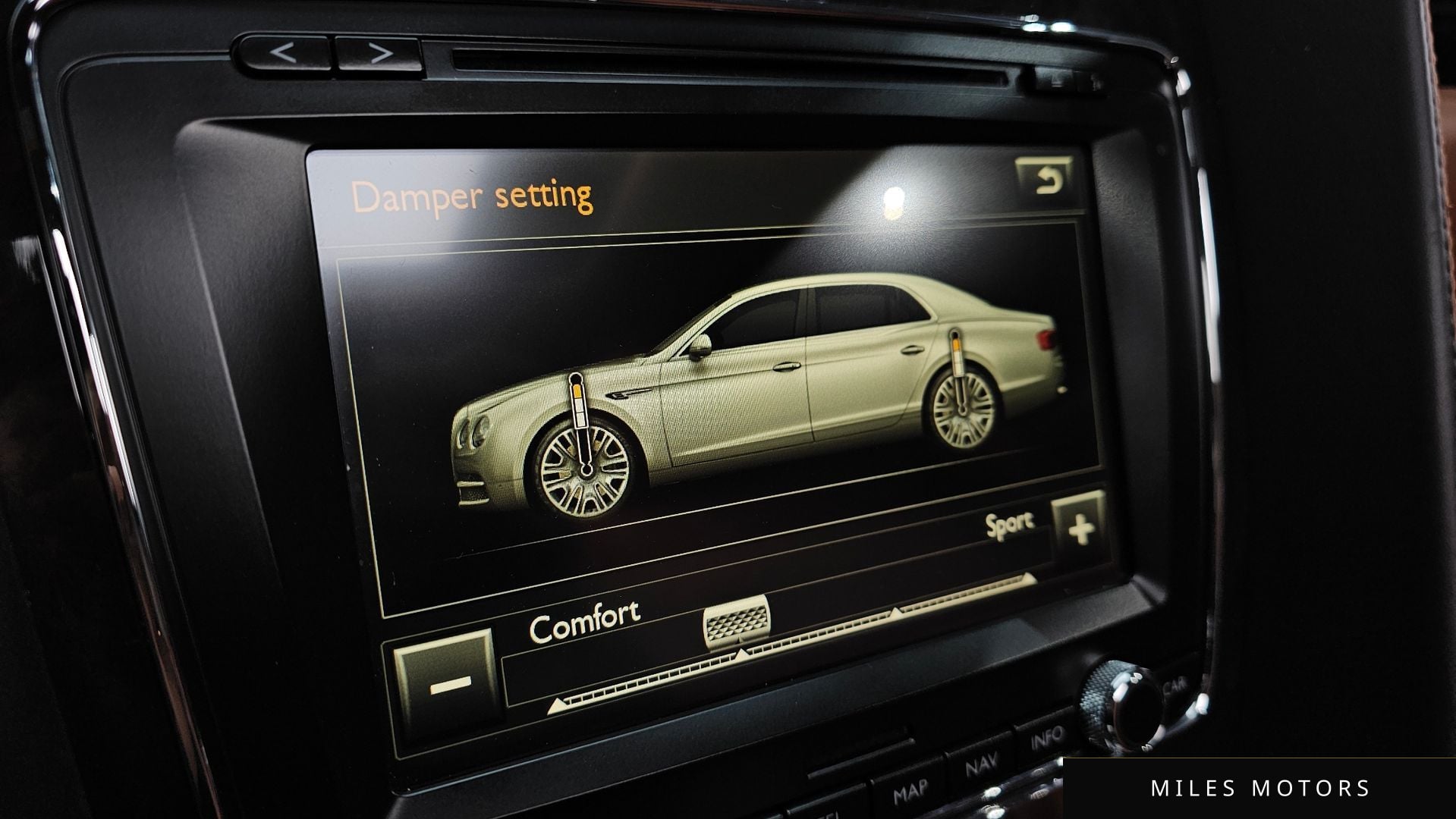 Bentley 플라잉스퍼 2018 — миниатюра 18