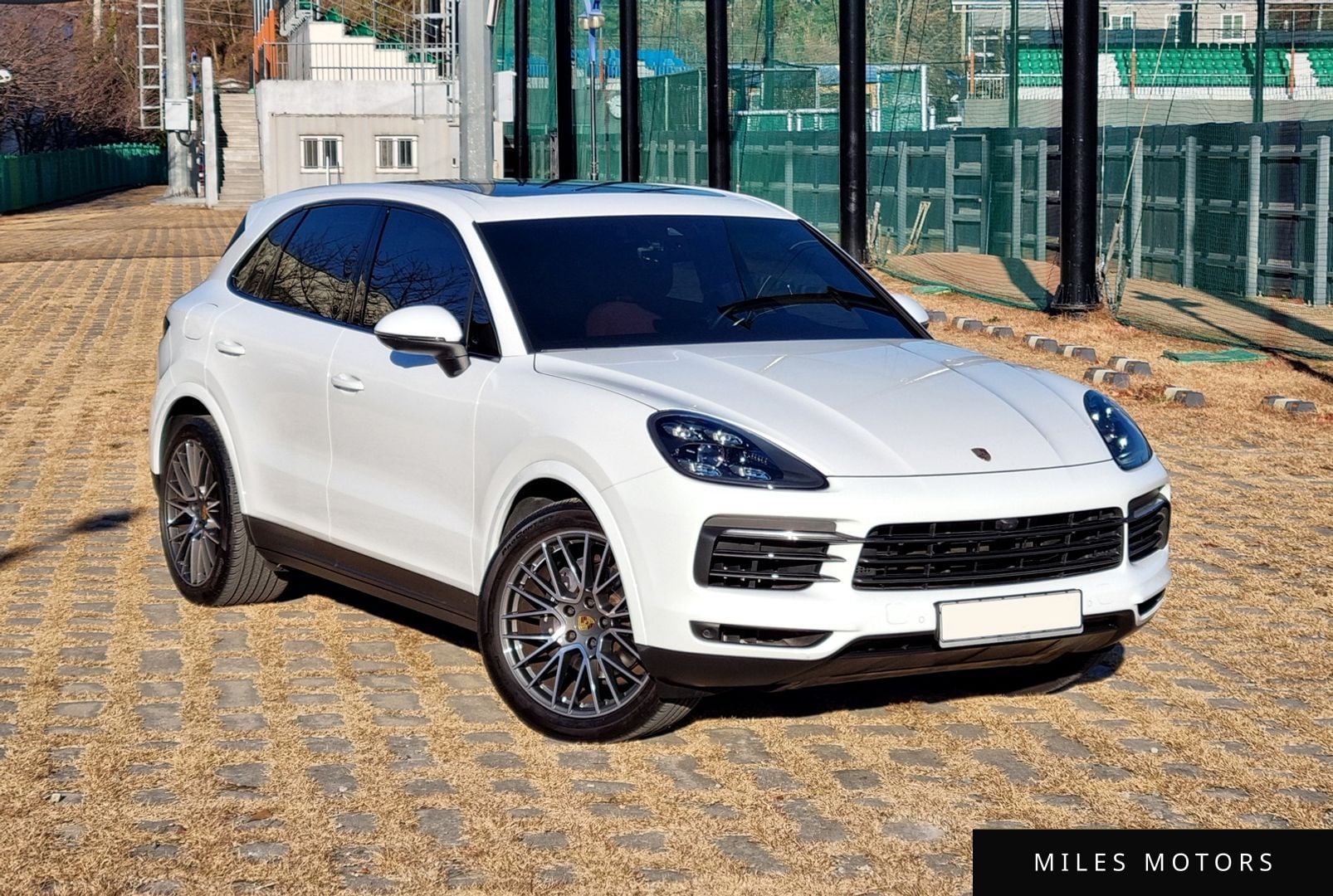 Porsche Cayenne 2020 — миниатюра 3