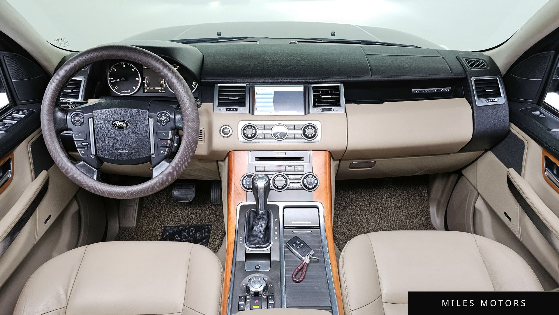 Land Rover Range Rover Sport 2011 — миниатюра 7