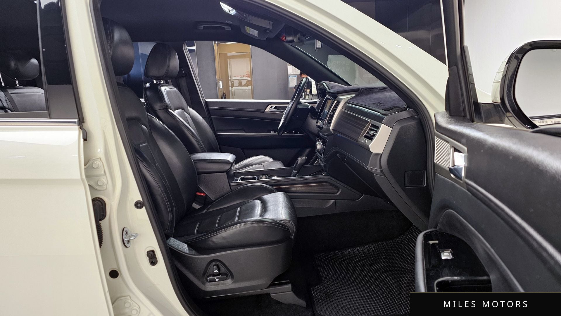 KG Mobility G4 렉스턴 2018 — миниатюра 10