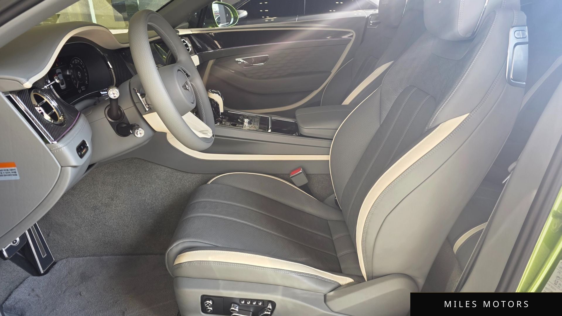 Bentley Continental GT 2025 — миниатюра 7