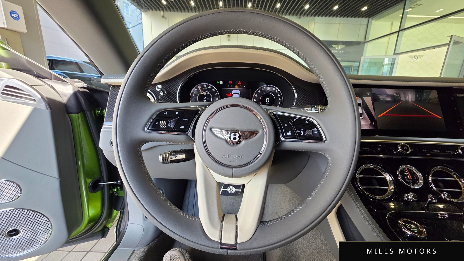 Bentley Continental GT 2025 — миниатюра 12
