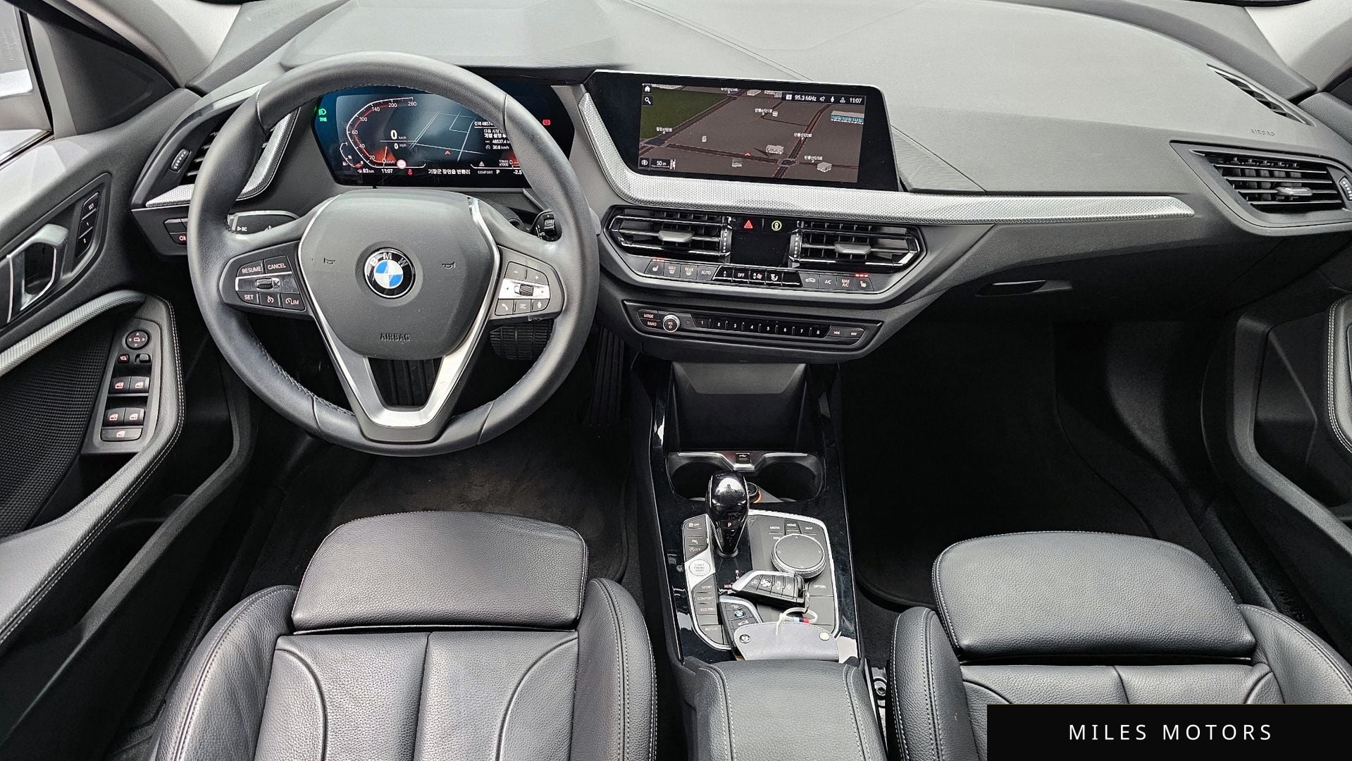 BMW 1 Series (F40) 2022 — миниатюра 7