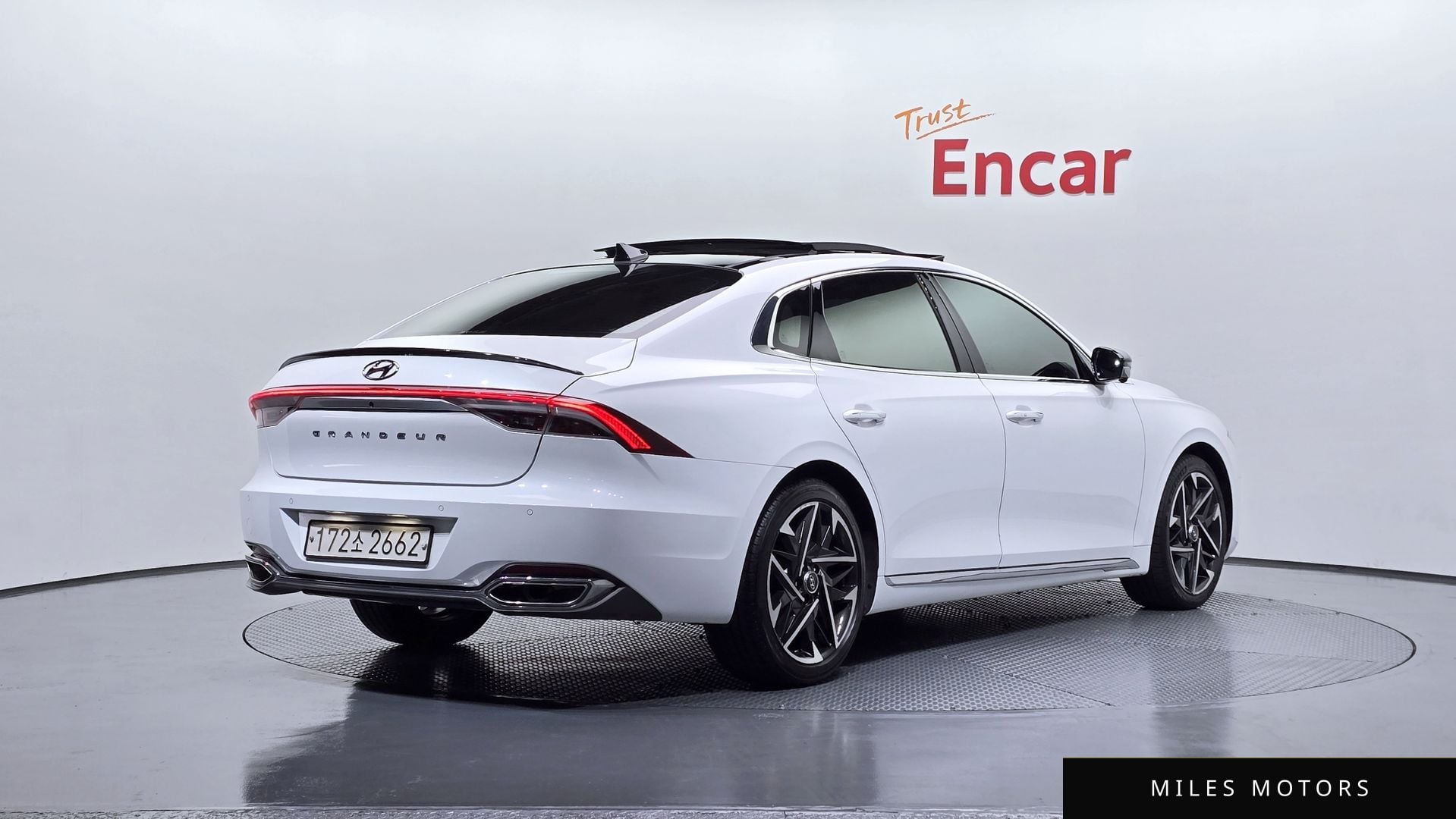Hyundai Grandeur 2022 — миниатюра 2