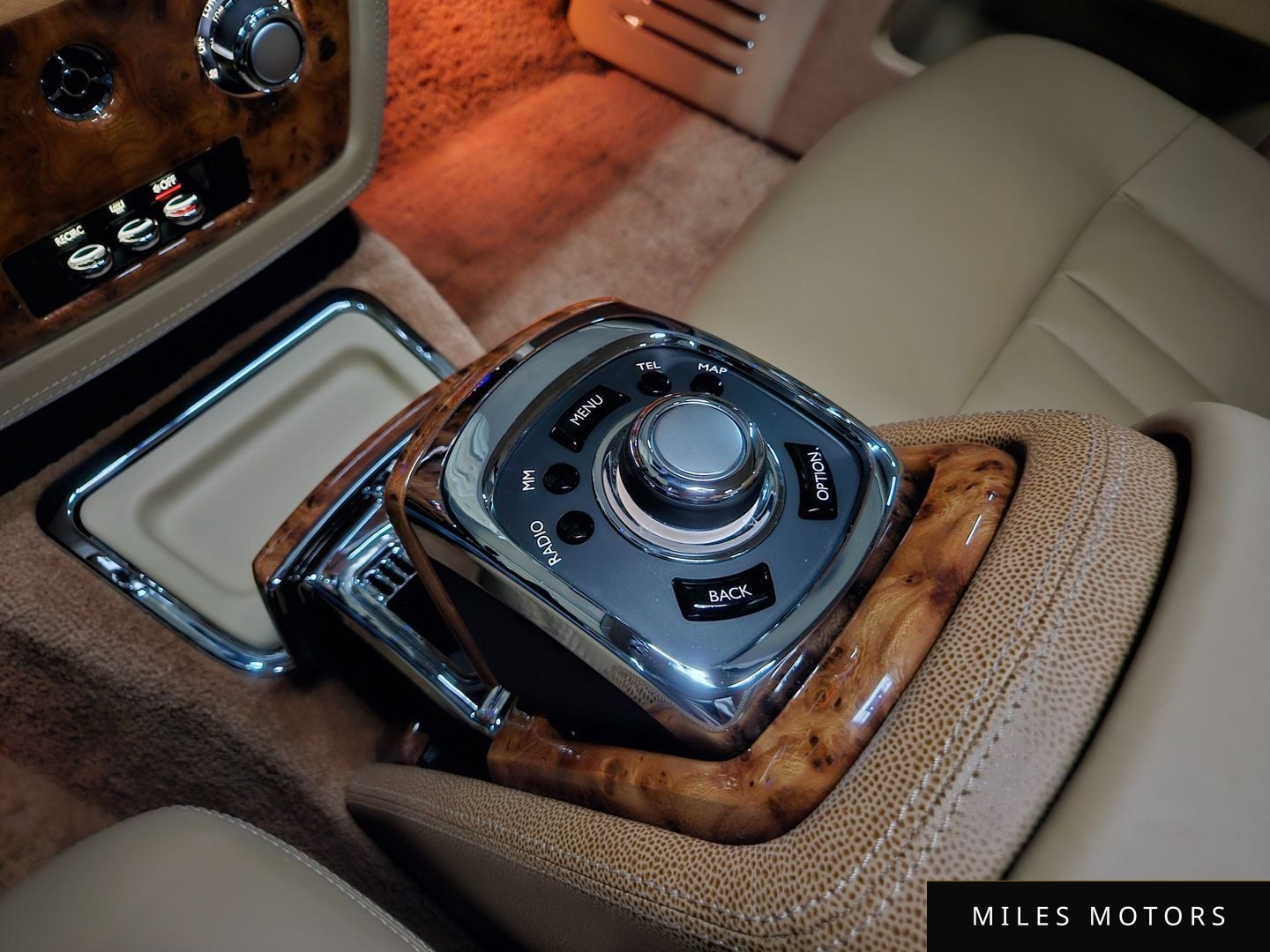 Rolls-Royce 팬텀 2014 — миниатюра 16