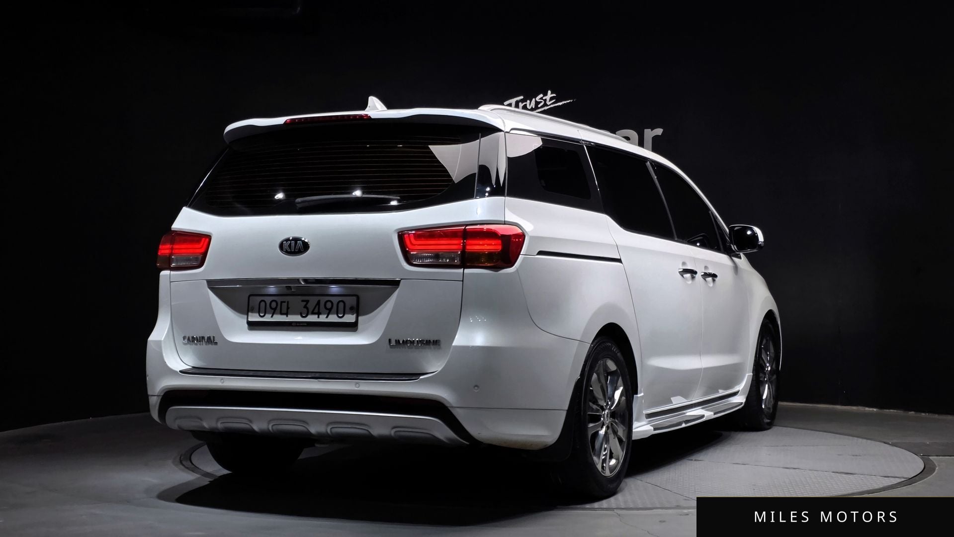 Kia Canival 2018 — миниатюра 2