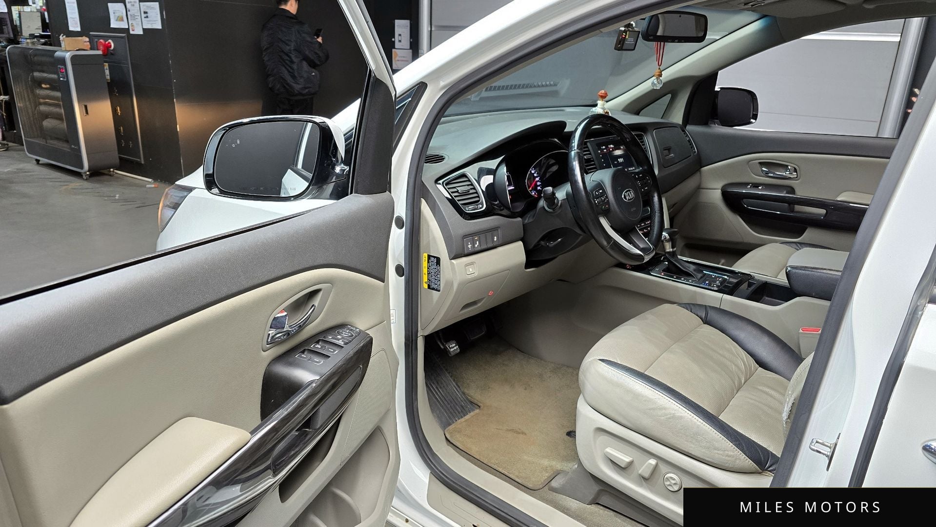Kia Canival 2018 — миниатюра 11