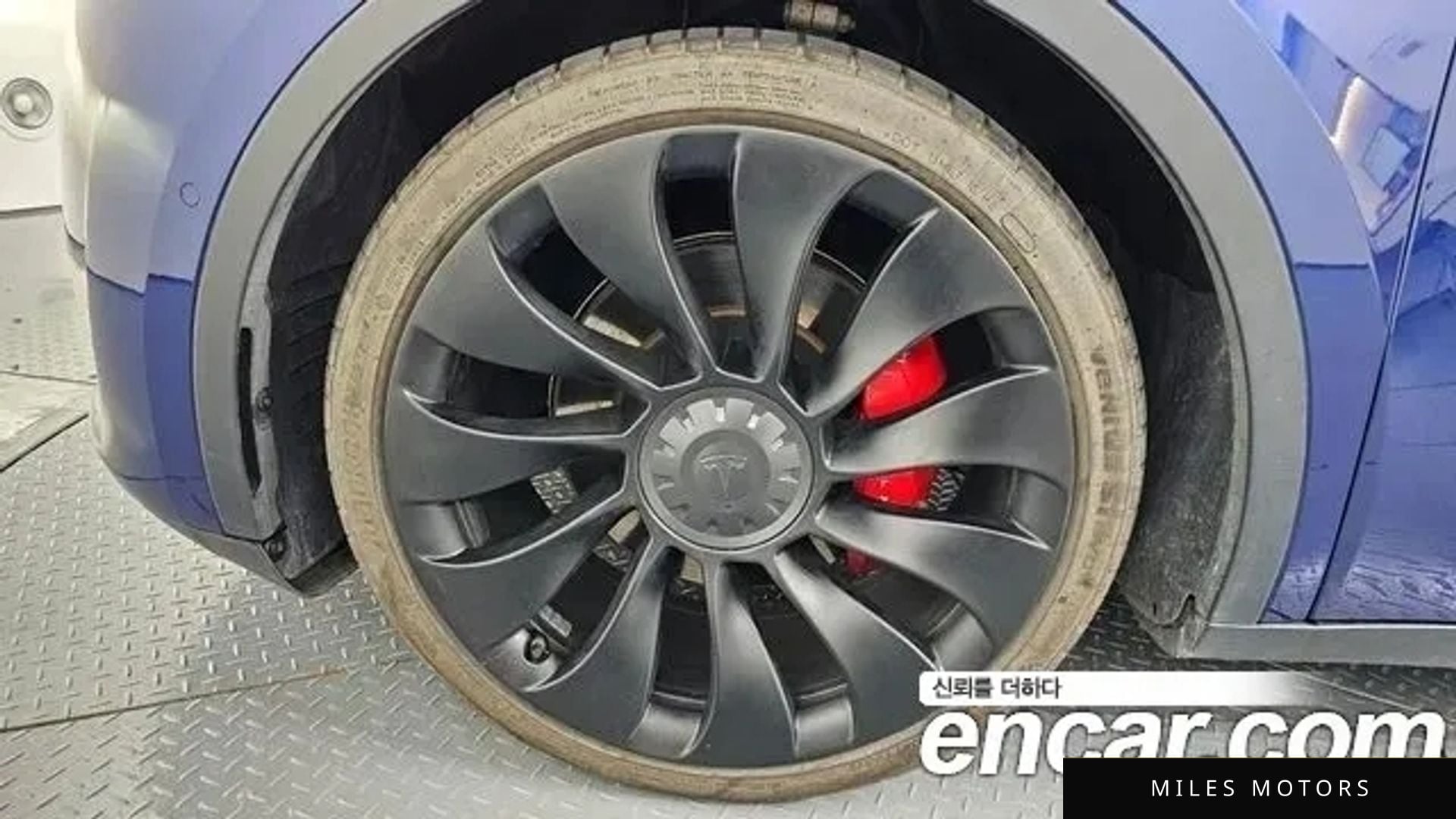 Tesla Model Y 2021 — миниатюра 5