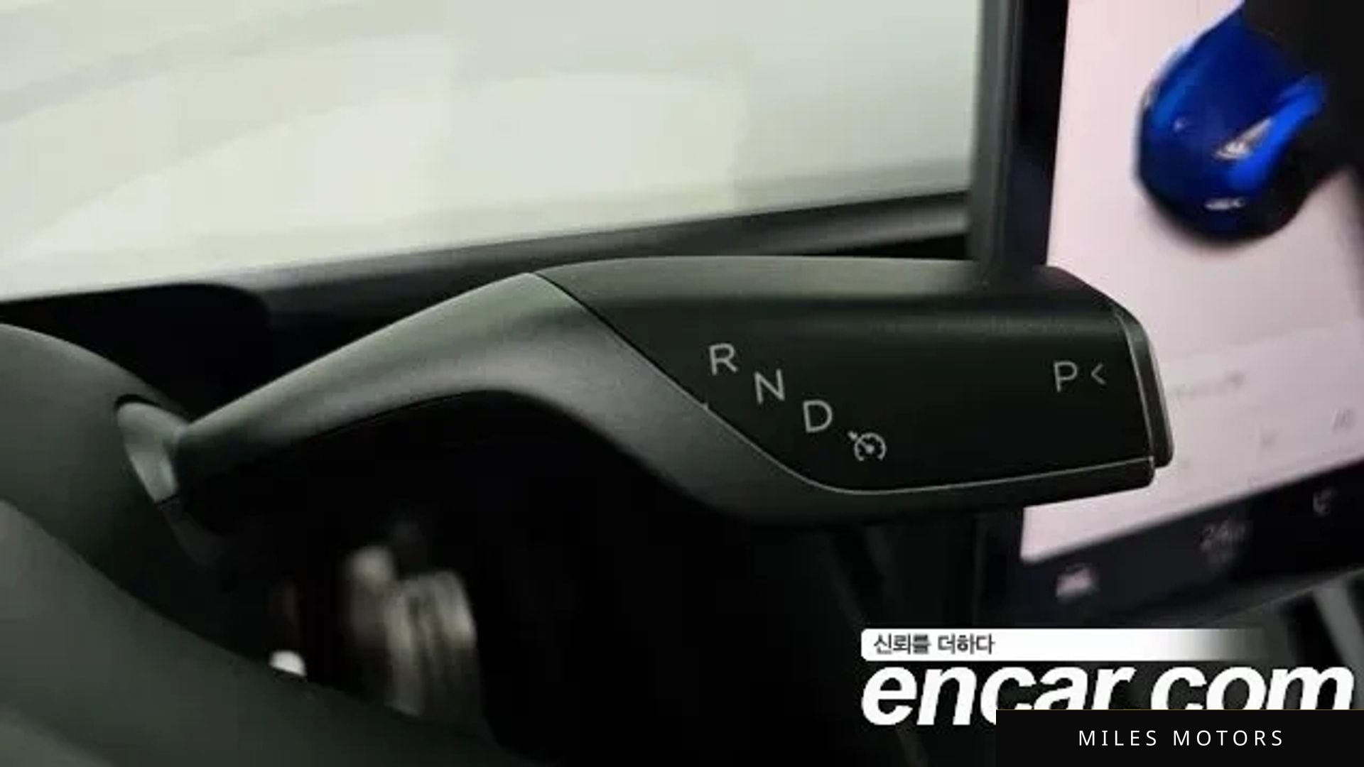 Tesla Model Y 2021 — миниатюра 9