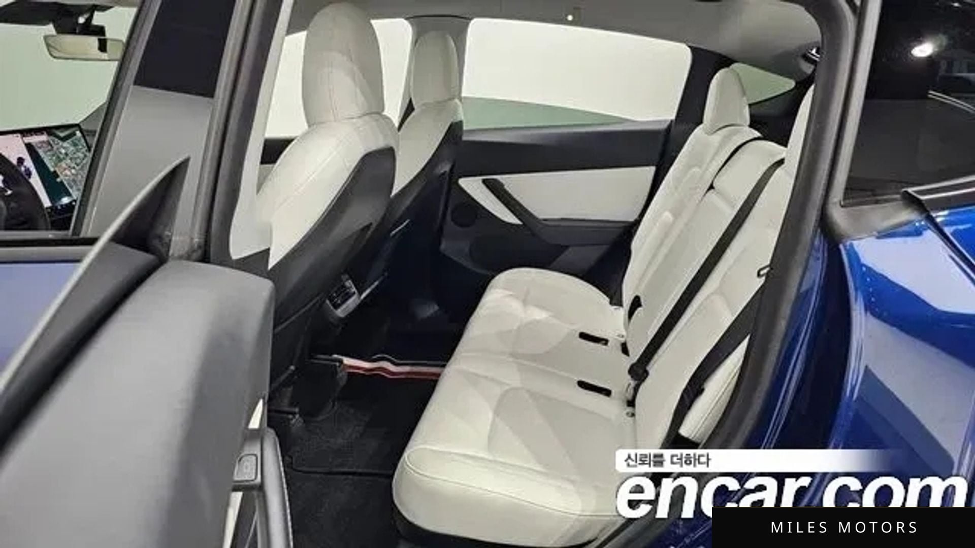 Tesla Model Y 2021 — миниатюра 12