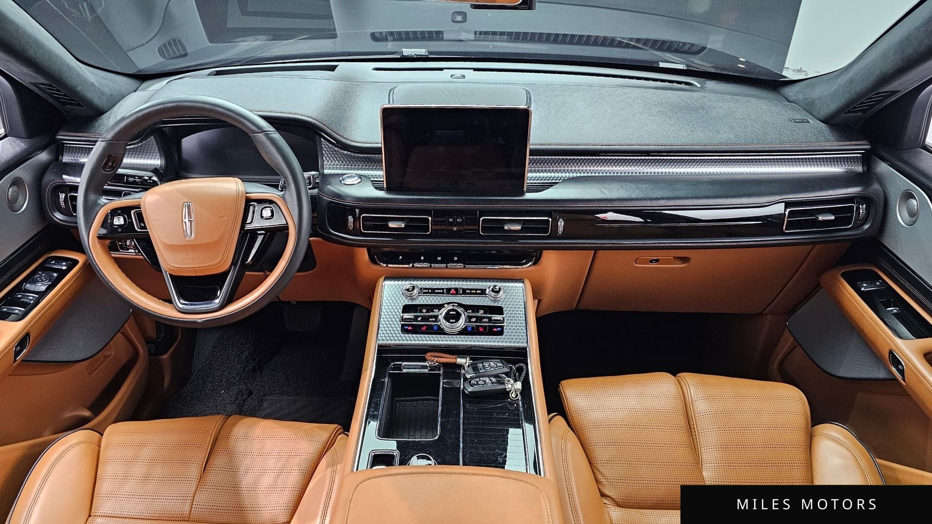 Lincoln Aviator 2022 — миниатюра 7