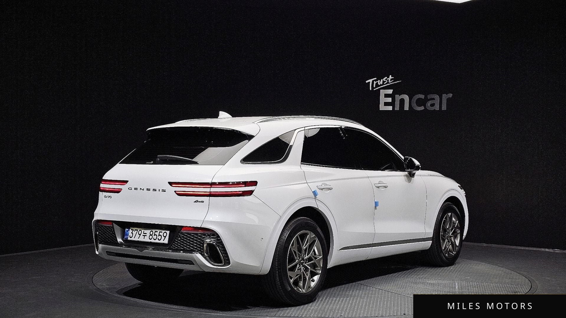 Genesis GV70 2023 — миниатюра 2