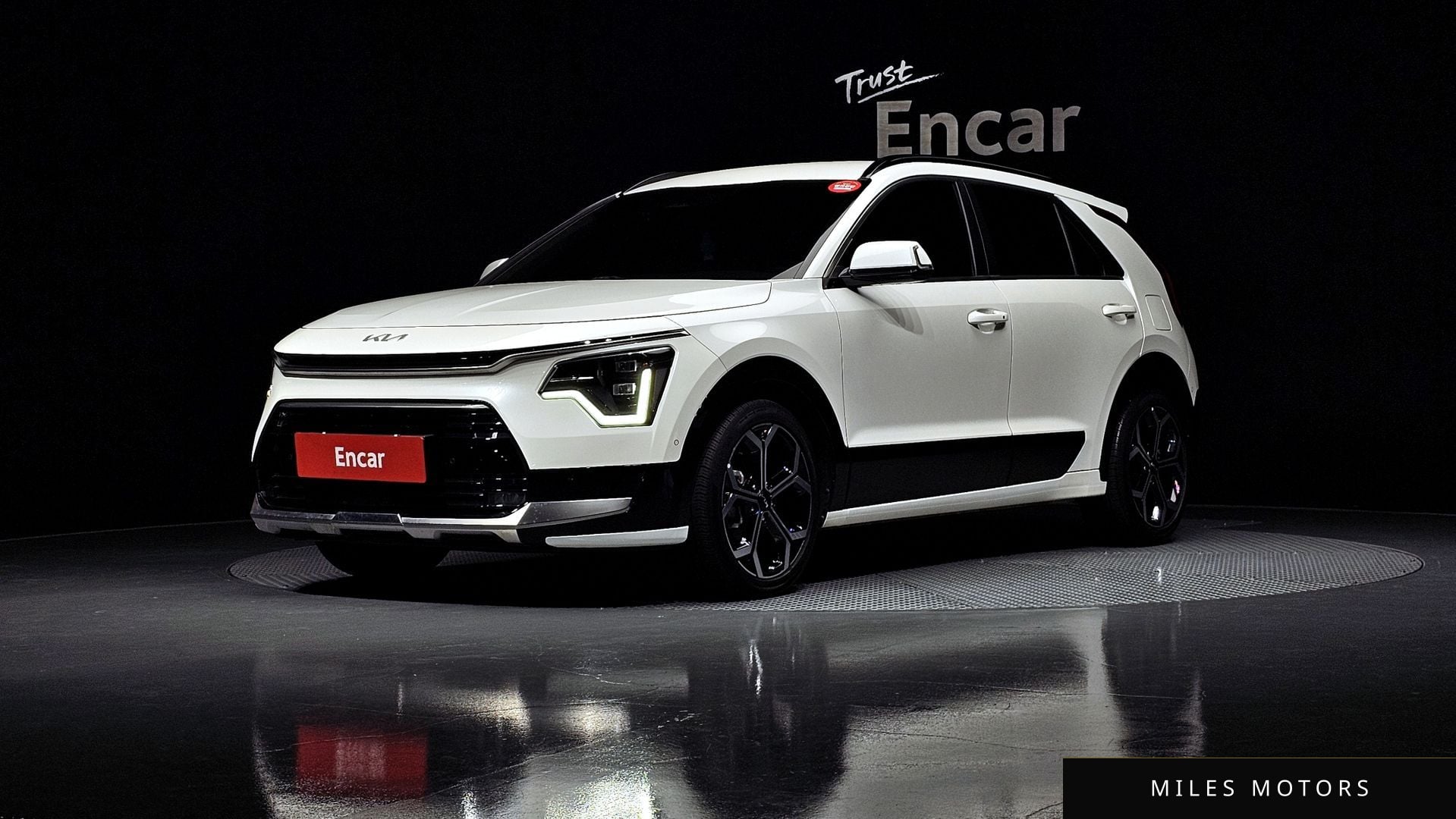 Kia Niro 2022 — фото 1 из 12