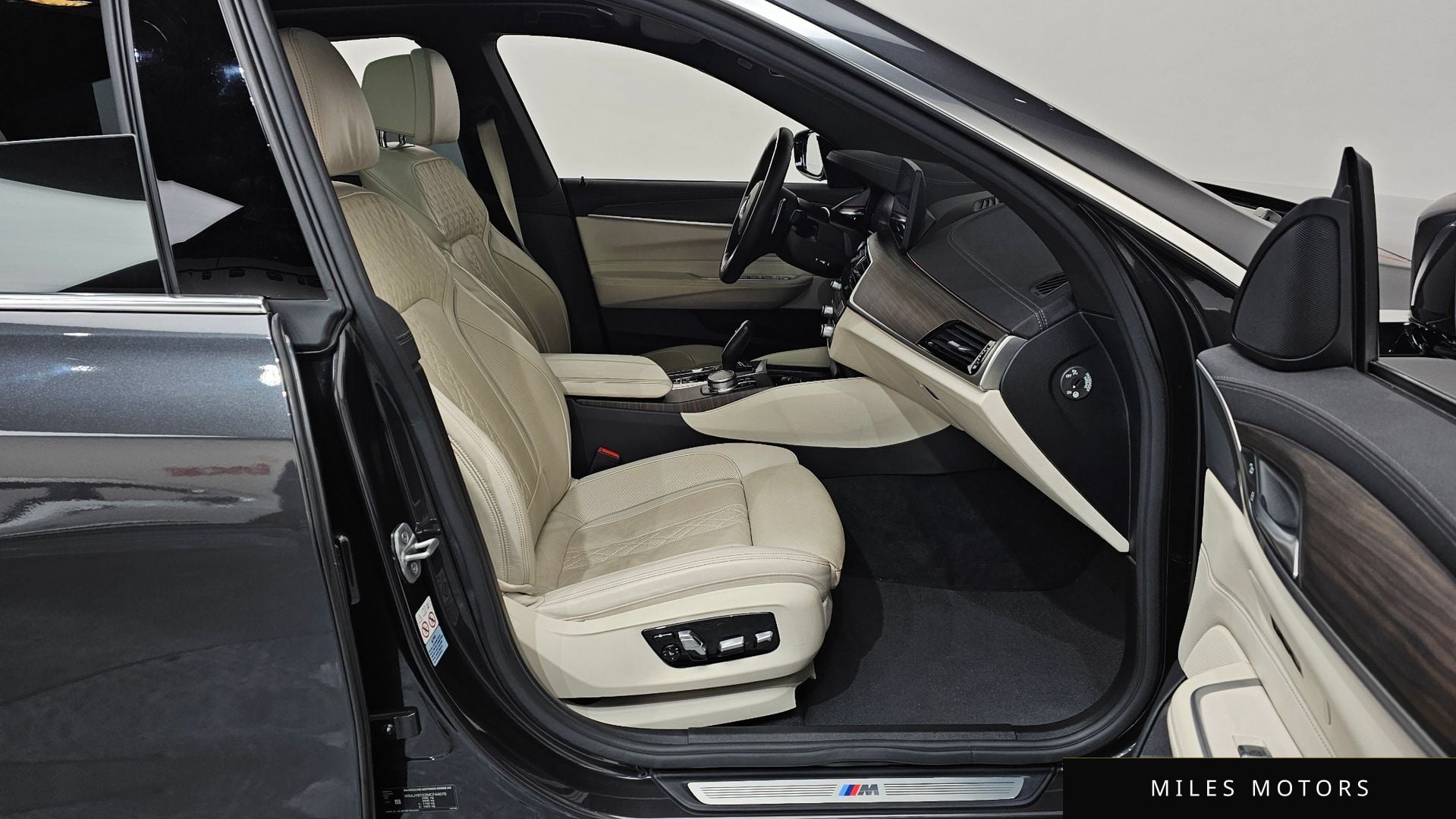 BMW 6 Series GT (G32) 2021 — миниатюра 11