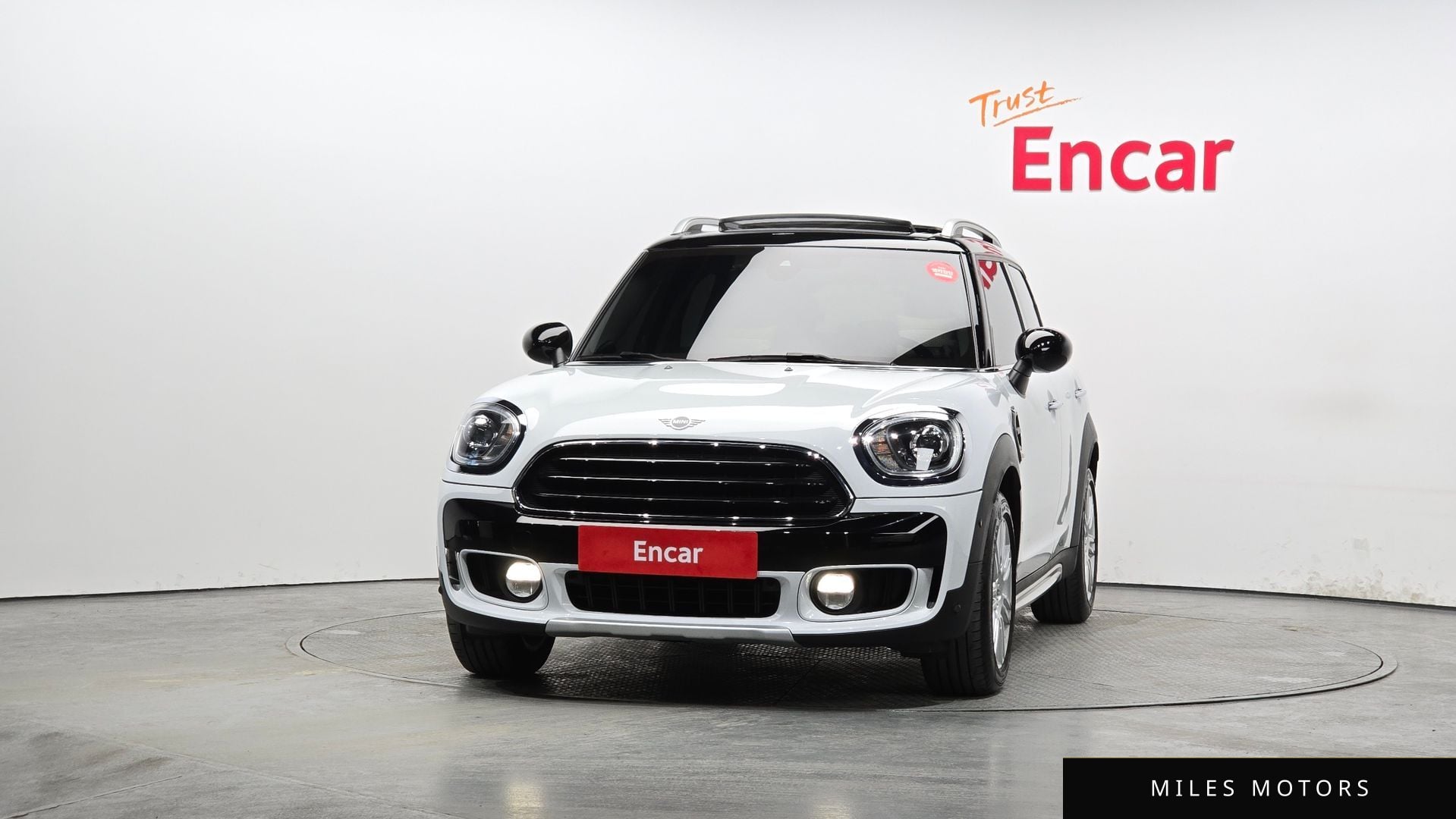 MINI 쿠퍼 컨트리맨 2019 — миниатюра 3