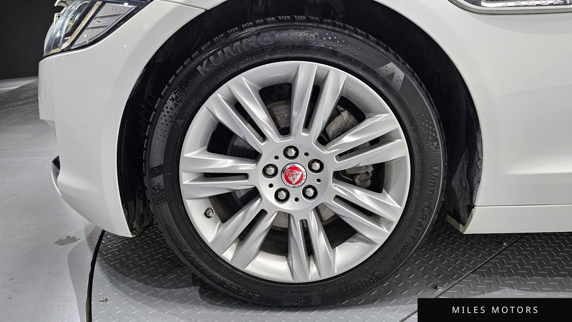 Jaguar XF (X260) 2017 — миниатюра 5