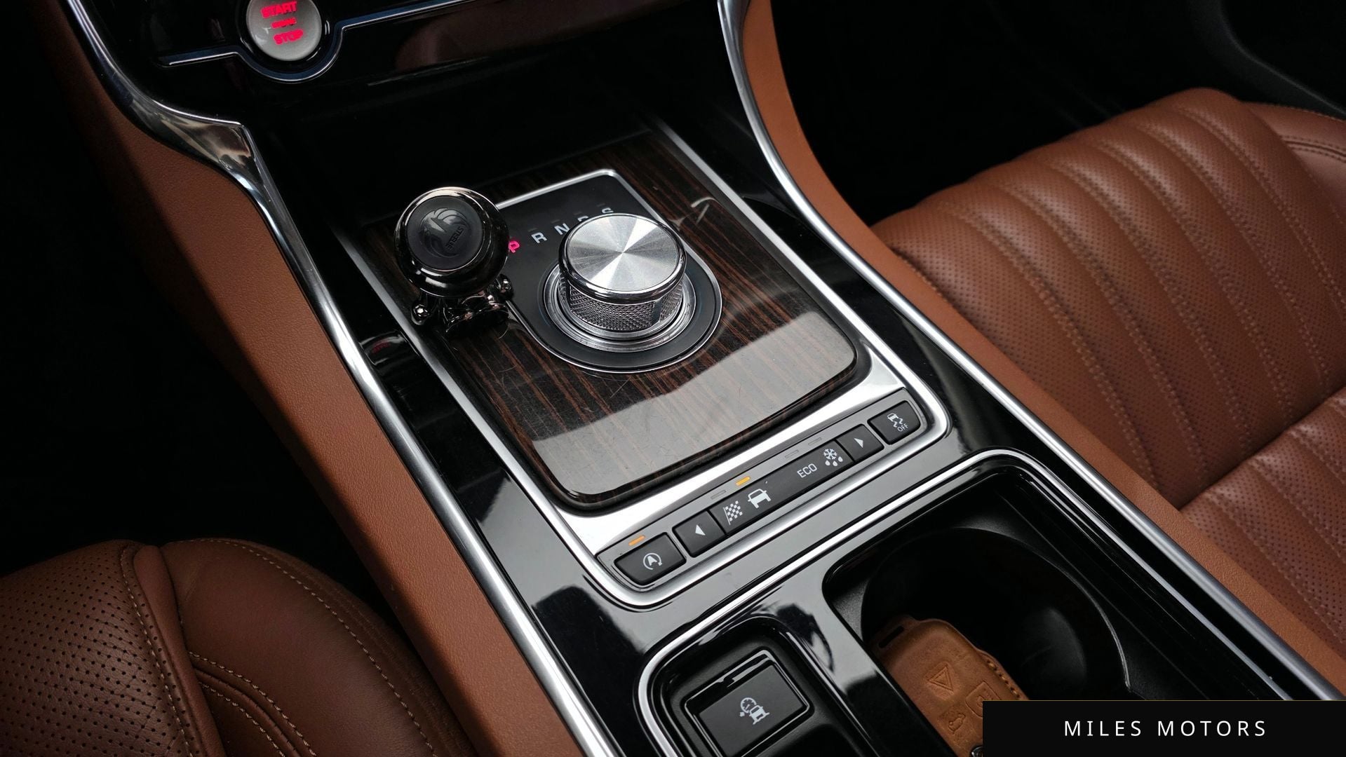 Jaguar XF (X260) 2017 — миниатюра 9