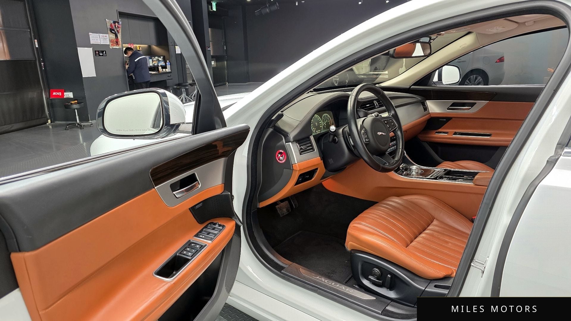 Jaguar XF (X260) 2017 — миниатюра 11