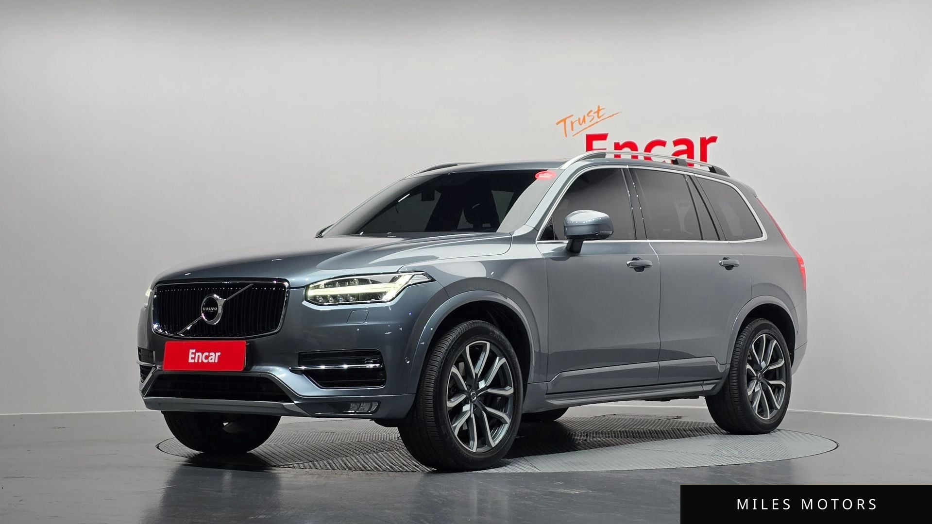 Volvo XC90 2018 — фото 1 из 12