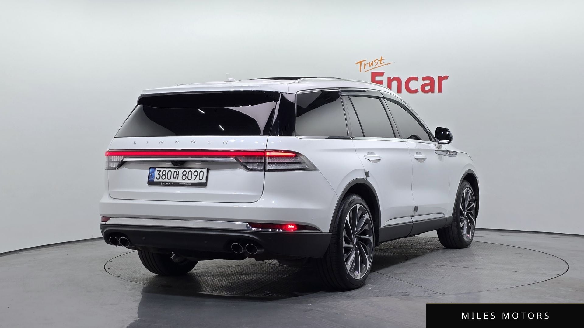 Lincoln Aviator 2020 — миниатюра 2