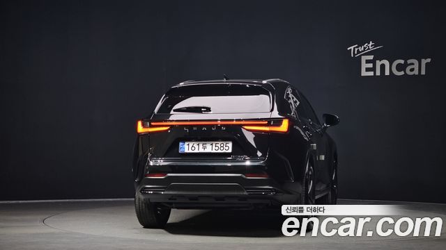 Лексус NX350h 2025 — миниатюра 4