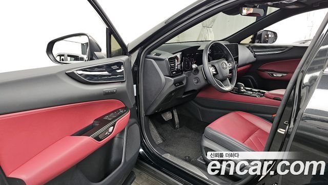 Лексус NX350h 2025 — миниатюра 10