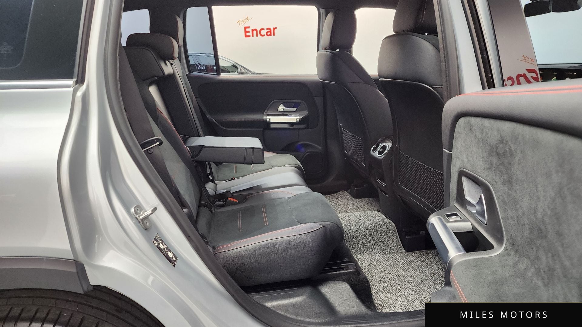 Mercedes-Benz GLB-Class X247 2023 — миниатюра 12