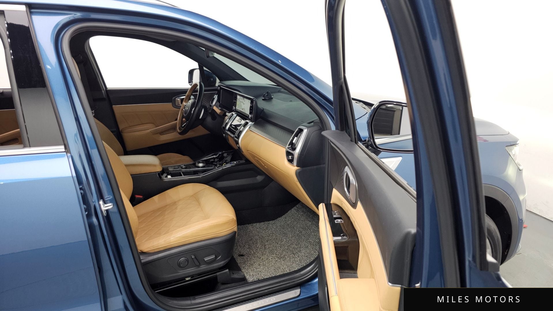 Kia Sorento 2023 — миниатюра 11