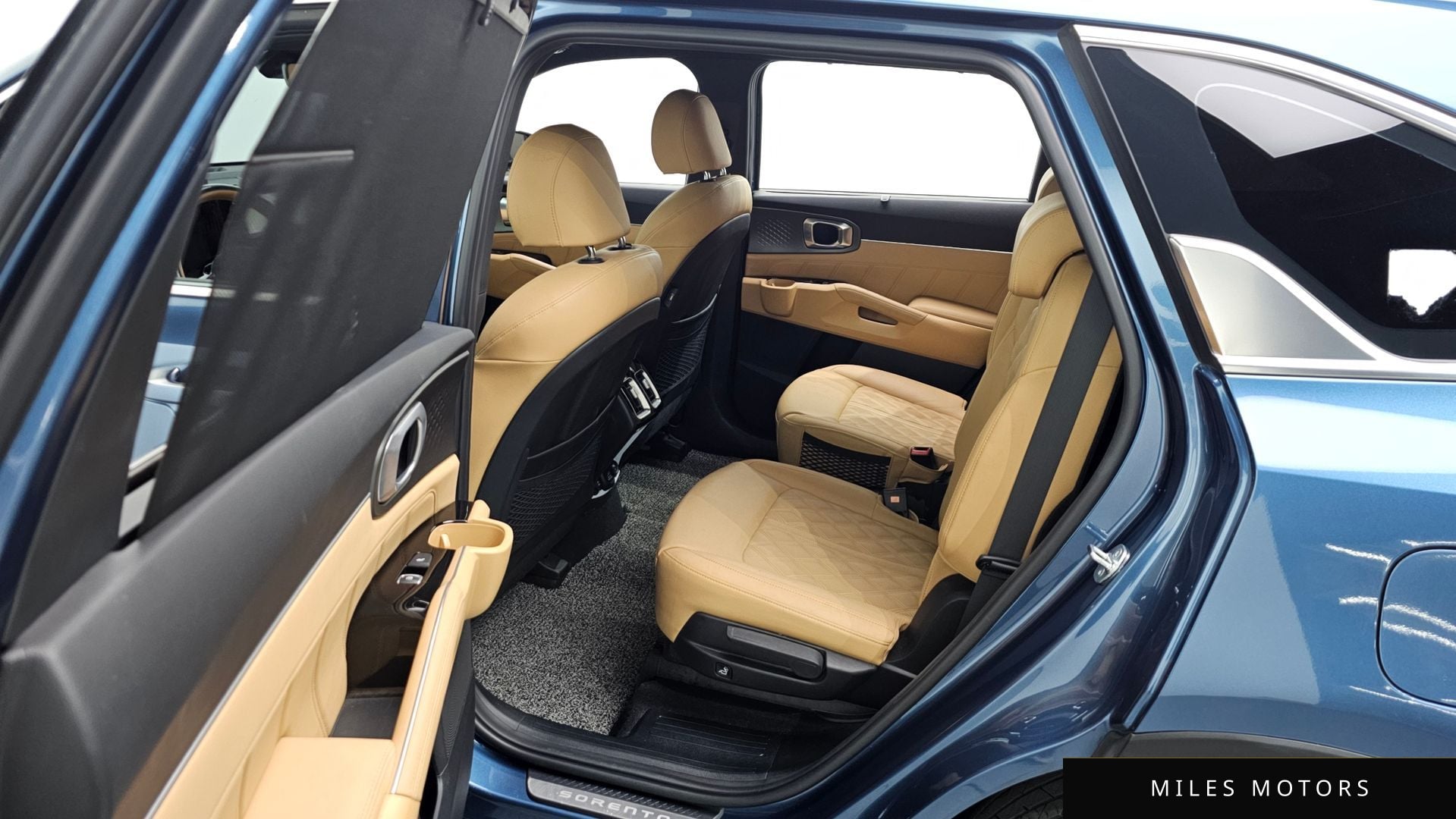 Kia Sorento 2023 — миниатюра 12