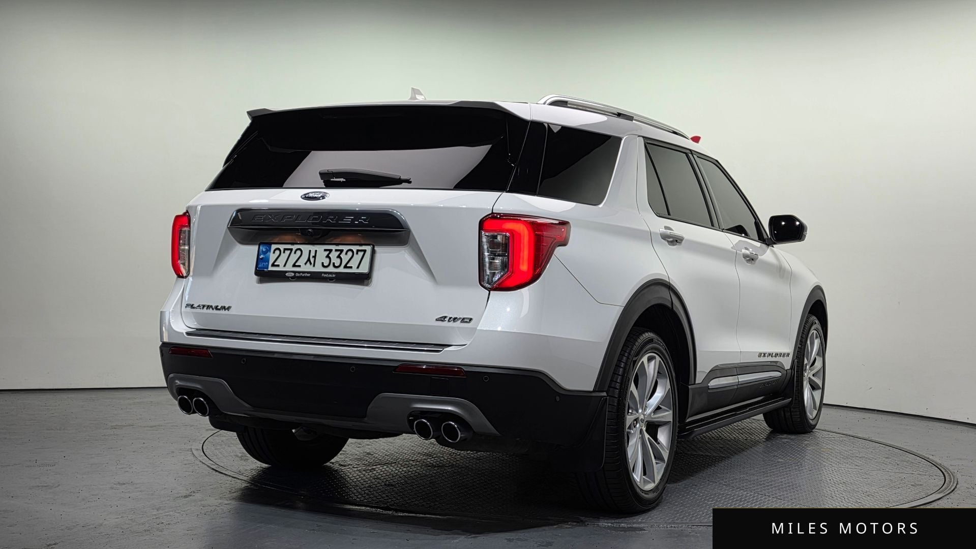 Ford Explorer 2022 — миниатюра 2