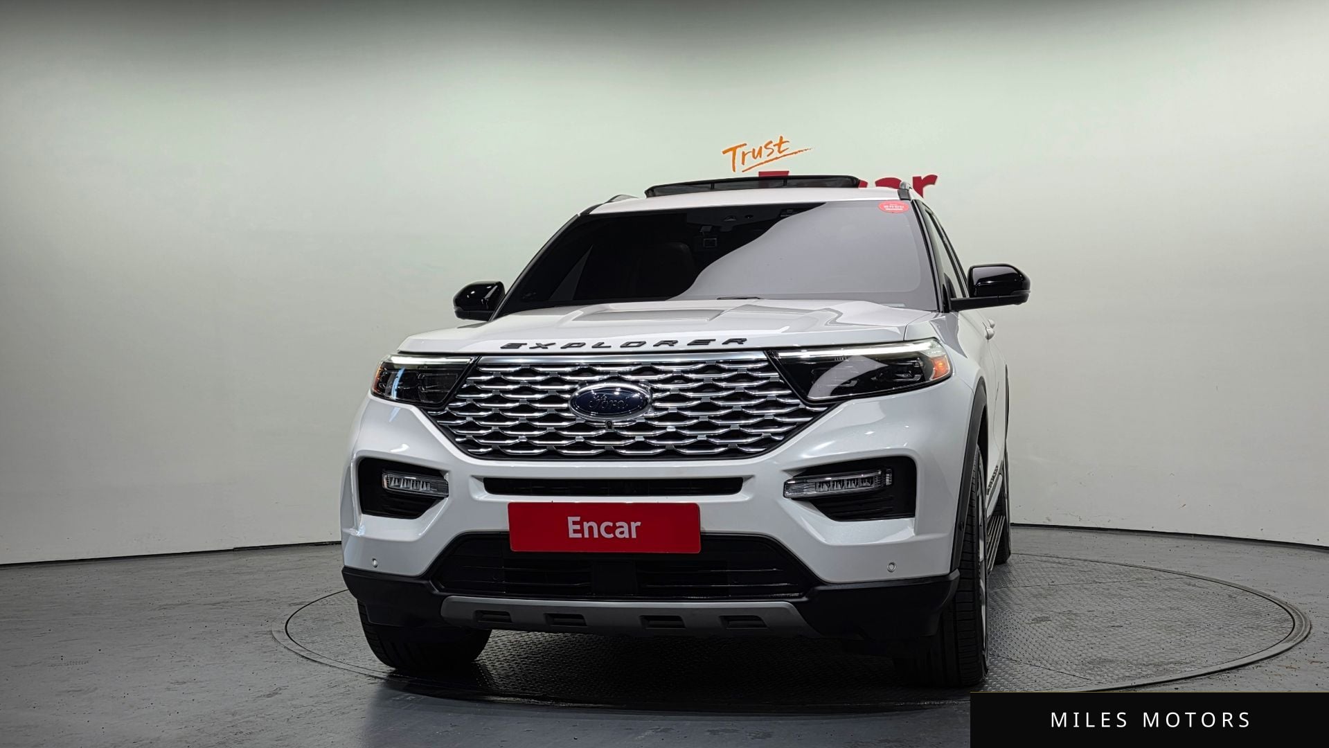 Ford Explorer 2022 — миниатюра 3
