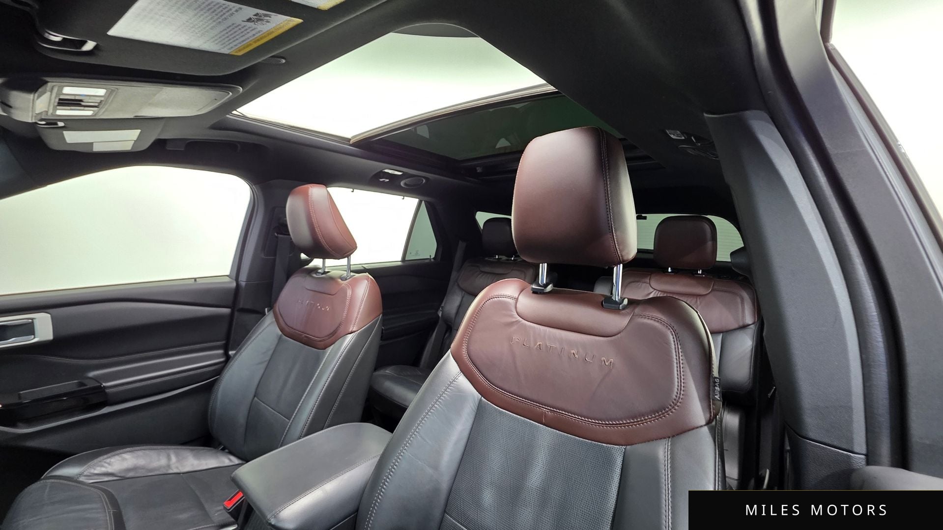 Ford Explorer 2022 — миниатюра 11