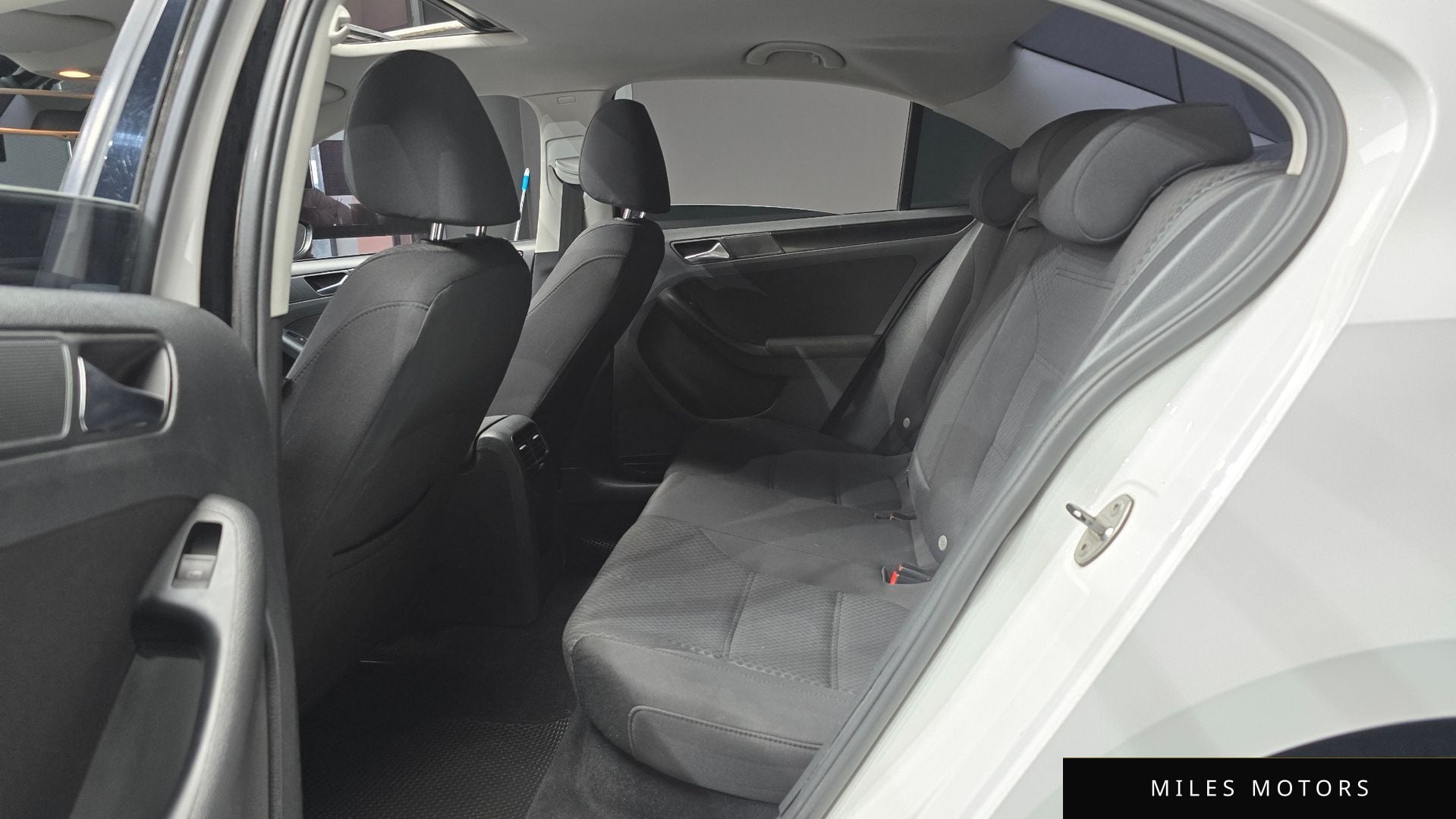 Volkswagen Jetta 2012 — миниатюра 13