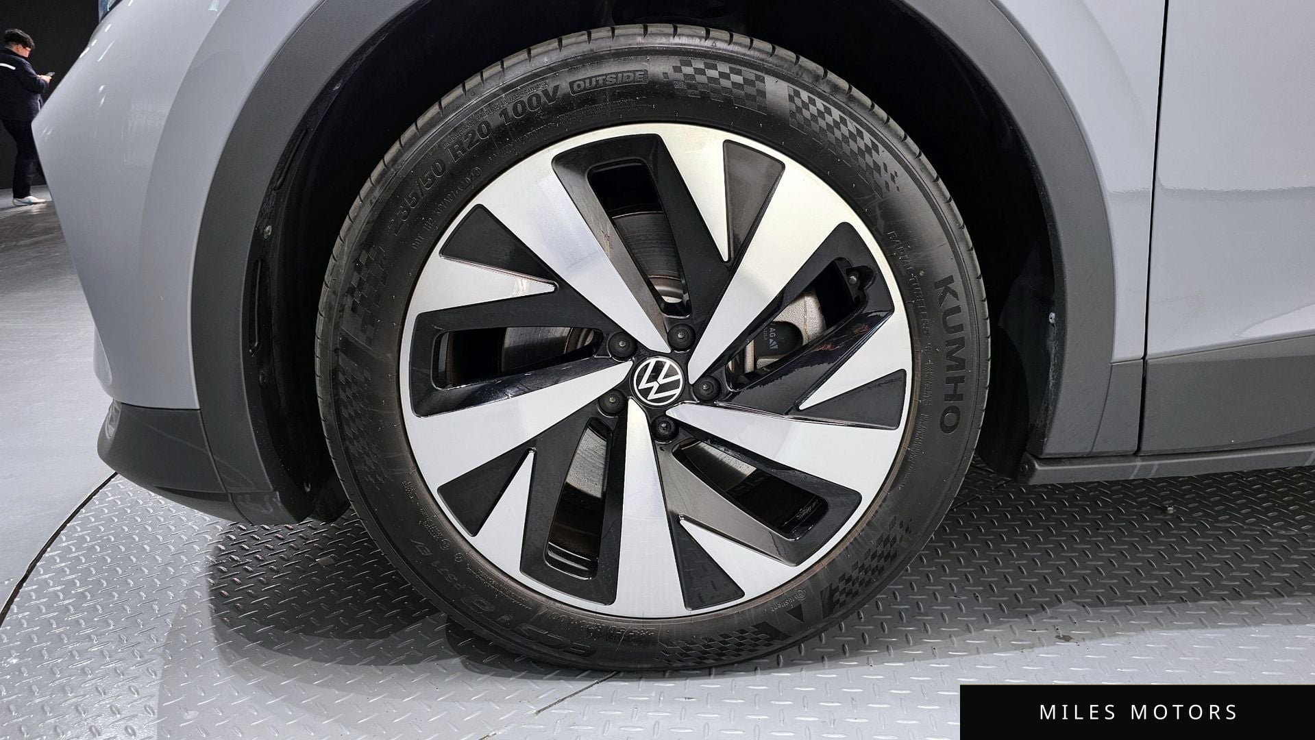 Volkswagen ID.4 2023 — миниатюра 5