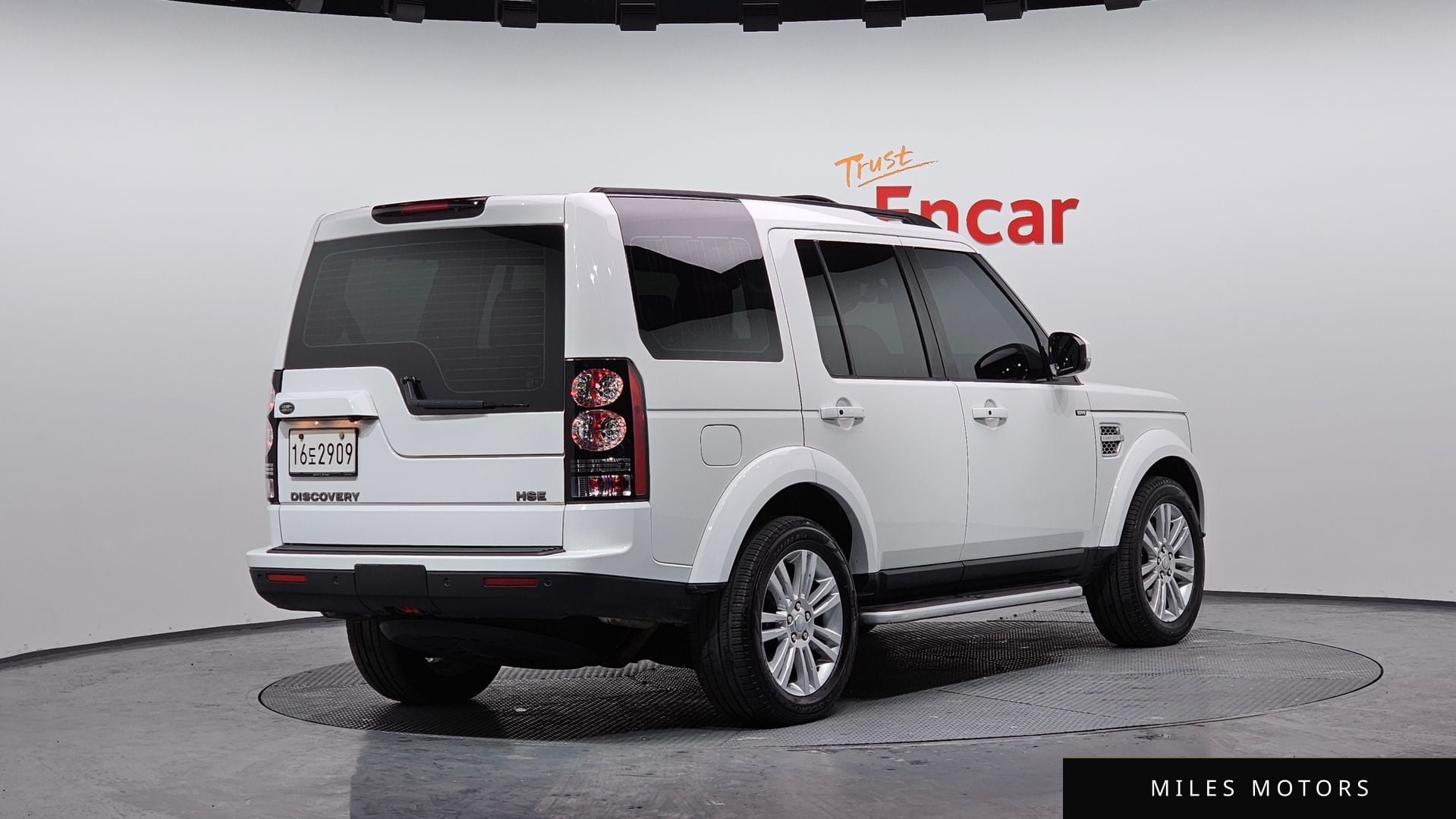 Land Rover 디스커버리 4 2016 — миниатюра 2
